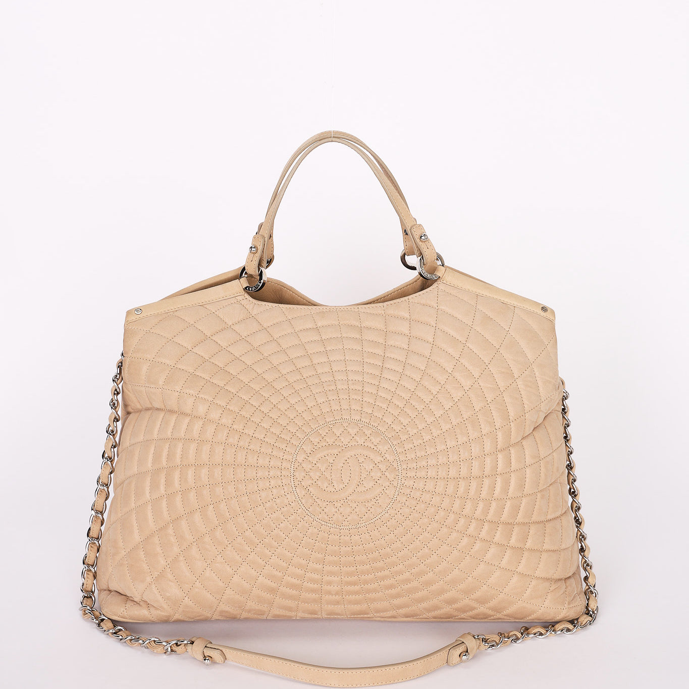 Chanel Spiral Sea Hit Tote Beige Iridescent (leather) SHW