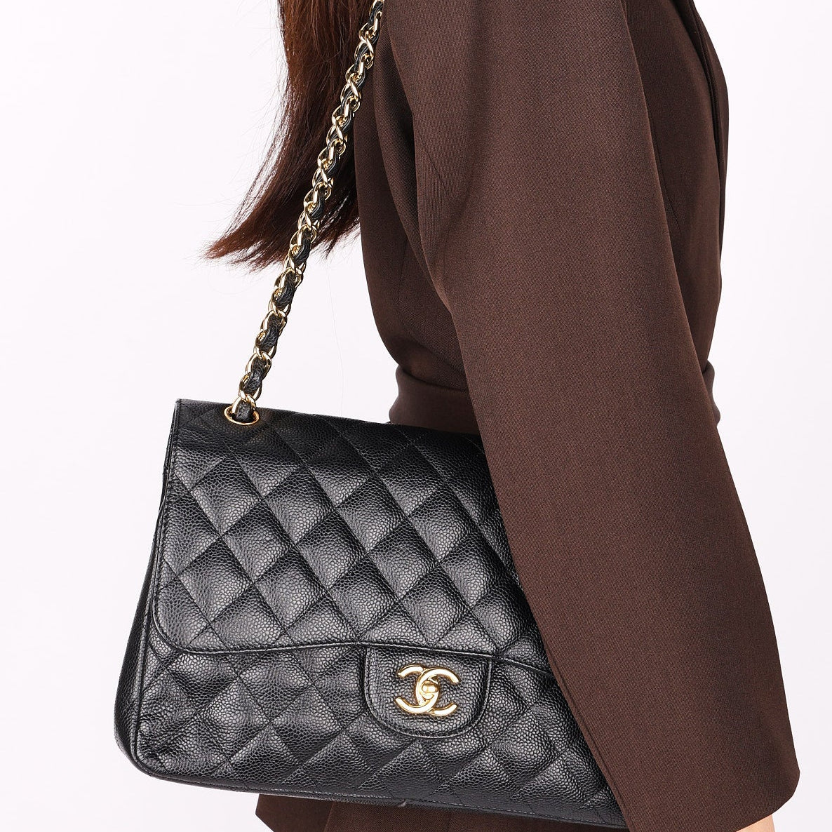 Chanel Maxi Classic Double Flap Black Caviar GHW