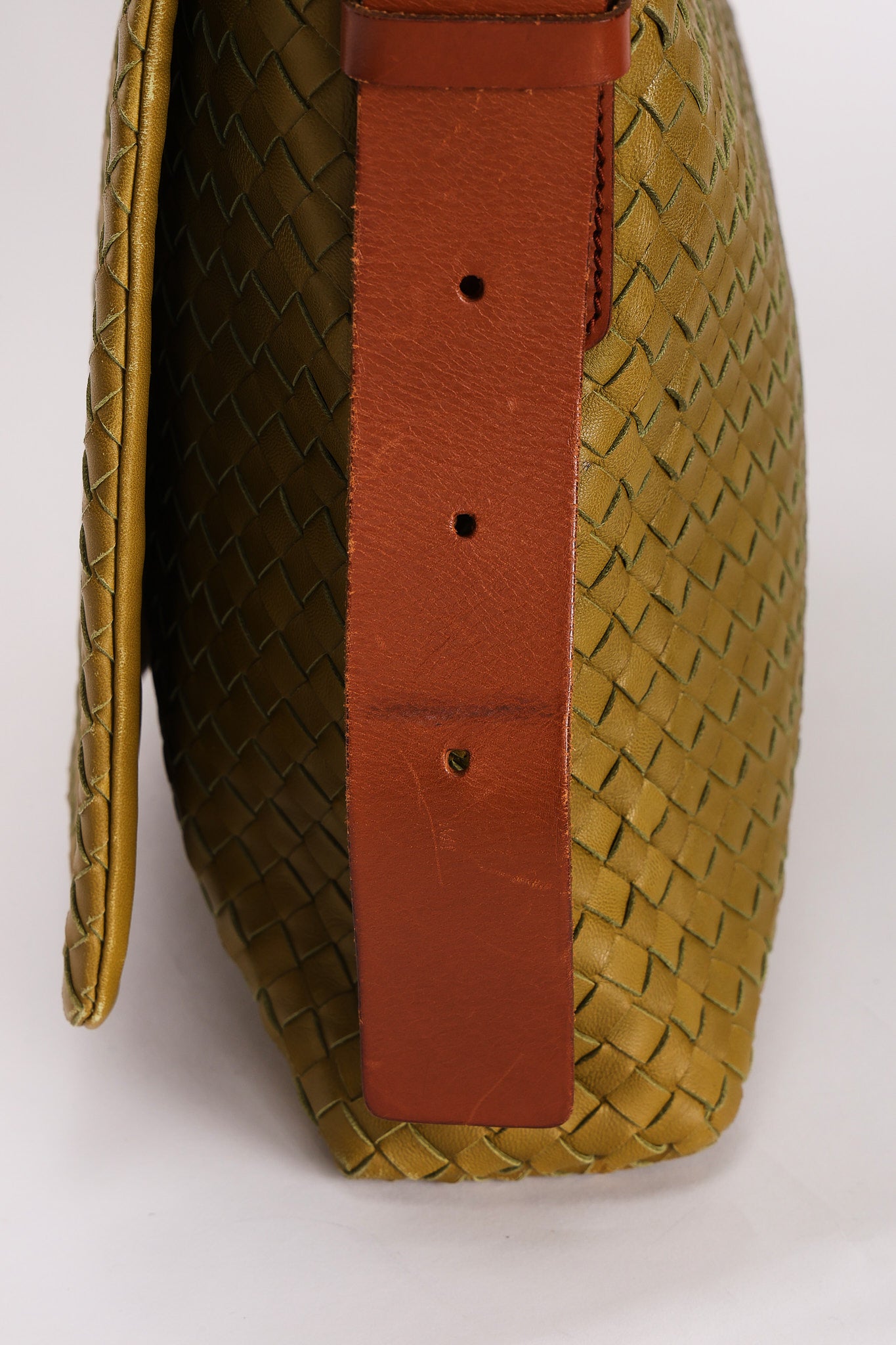 Bottega Veneta Intrecciato Messenger Bag Green
