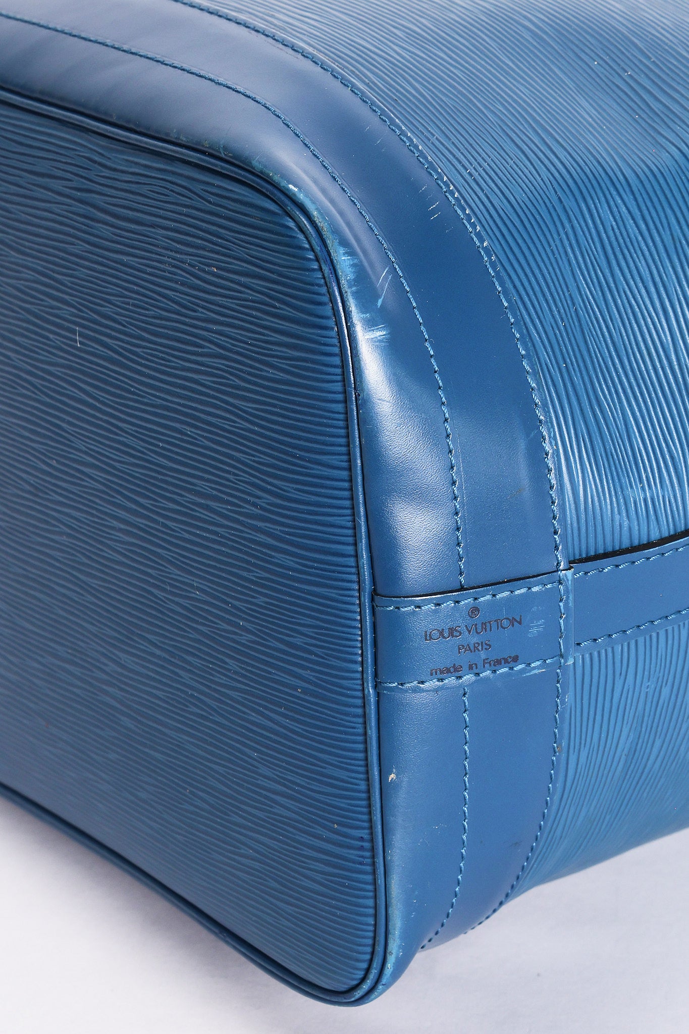 Louis Vuitton Epi Noe MM Navy