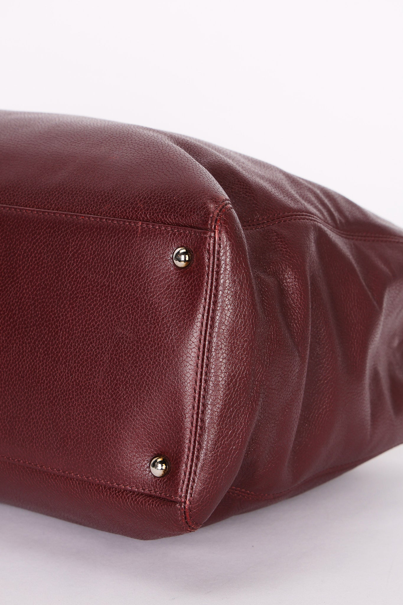 Chanel Medium Cerf Executive Tote Bordeaux Caviar SHW