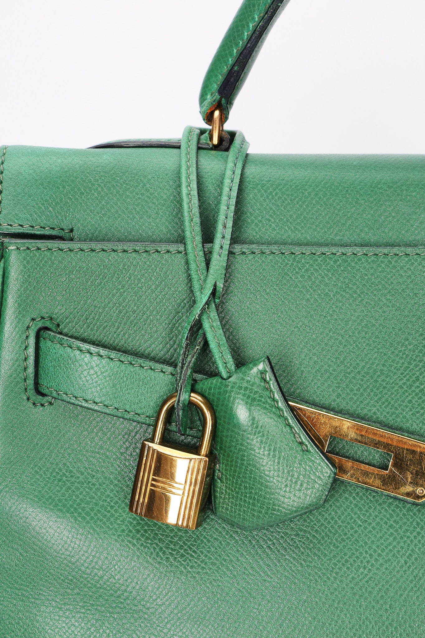 Hermès Kelly 32 (color + leather) GHW