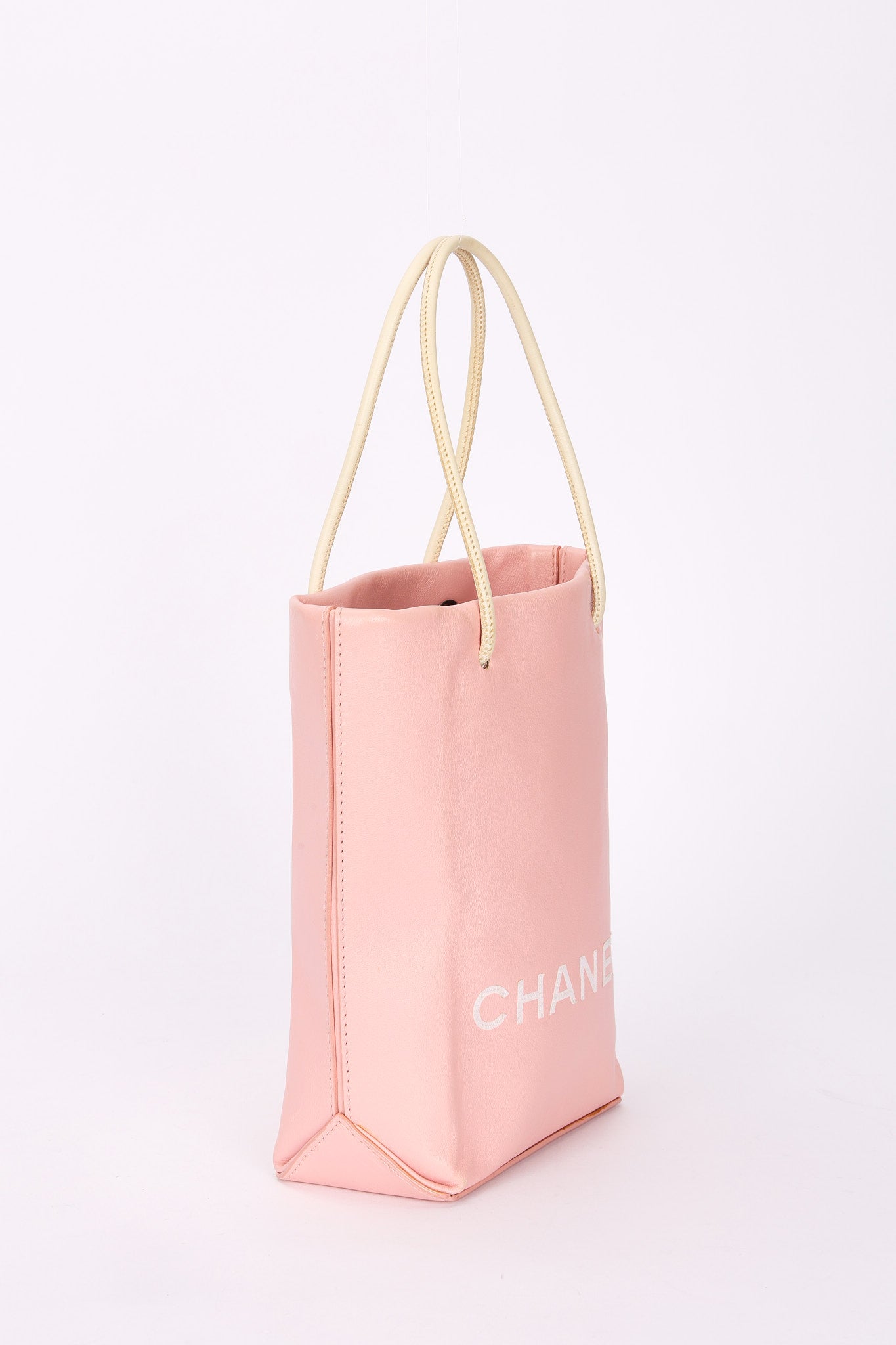 Chanel Essential Tote Pink Calfskin