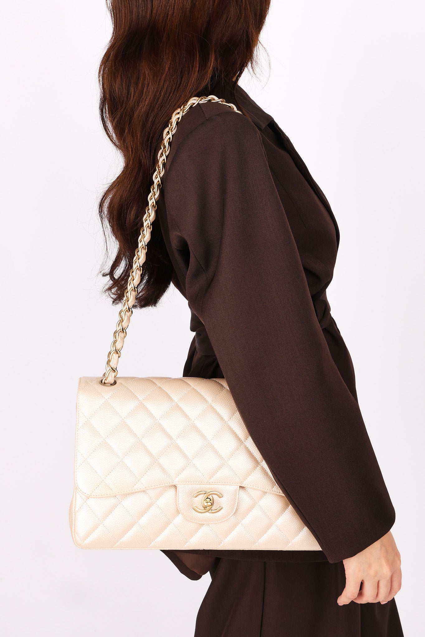Chanel Maxi Classic Double Flap Iridescent Pearl Caviar BCGHW
