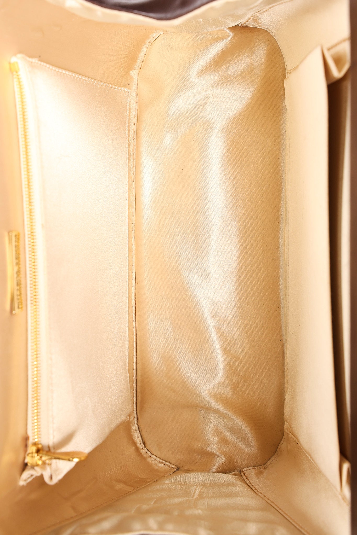 Bottega Veneta Intrecciato Kisslock Frame Top Handle Bag