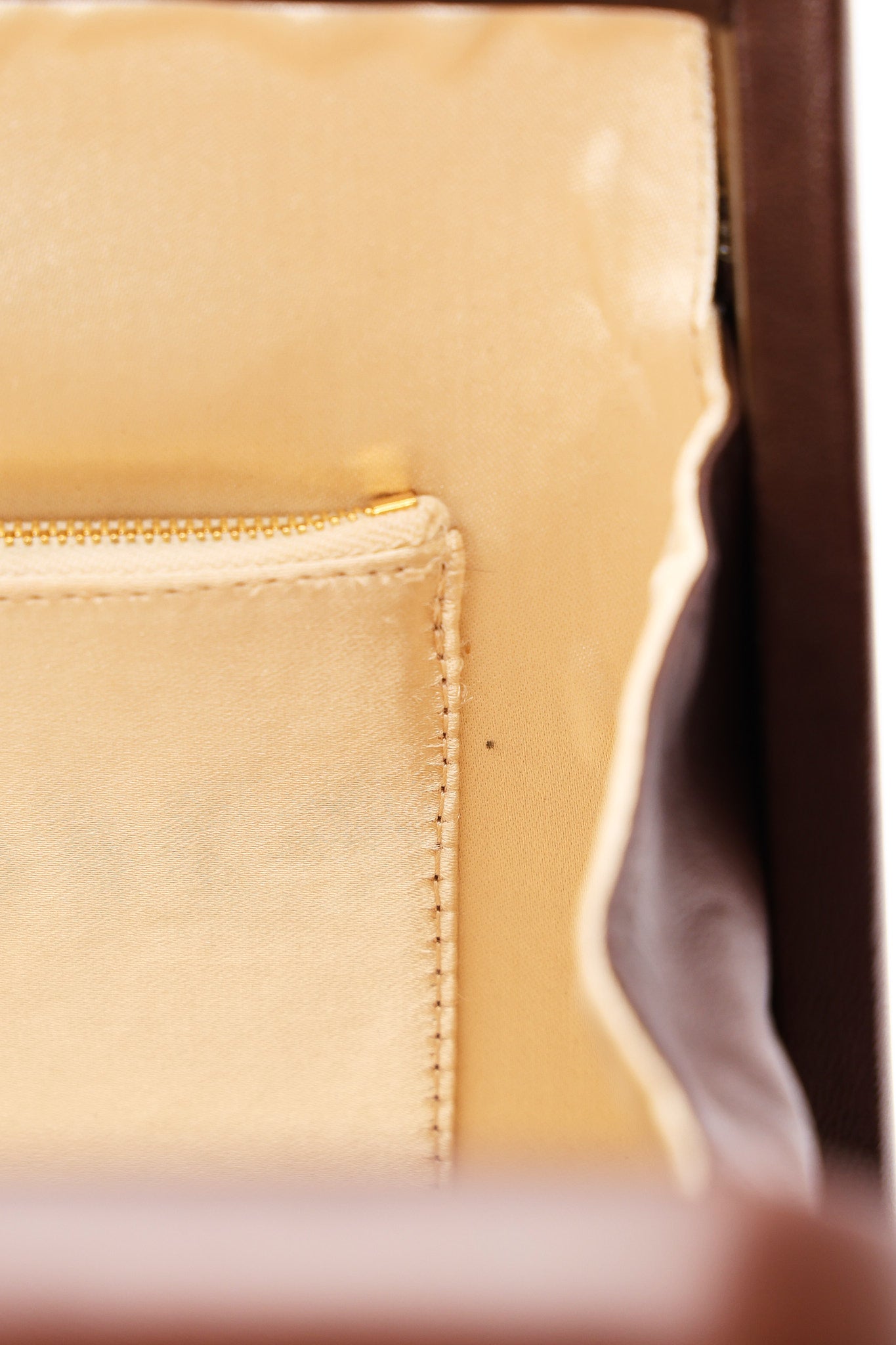 Bottega Veneta Intrecciato Kisslock Frame Top Handle Bag