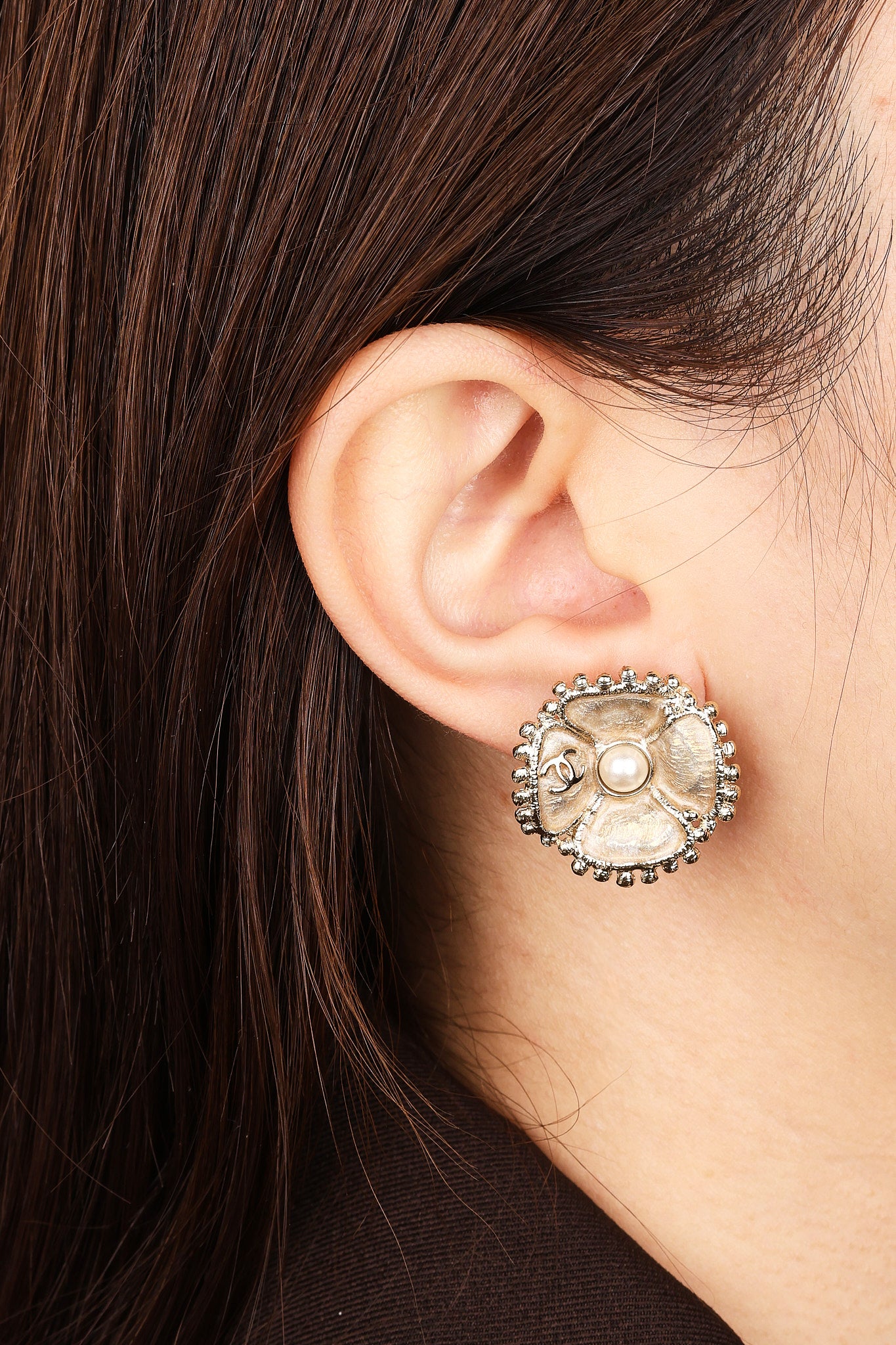Chanel 2023 CC Champagne Pearl Shell Earrings