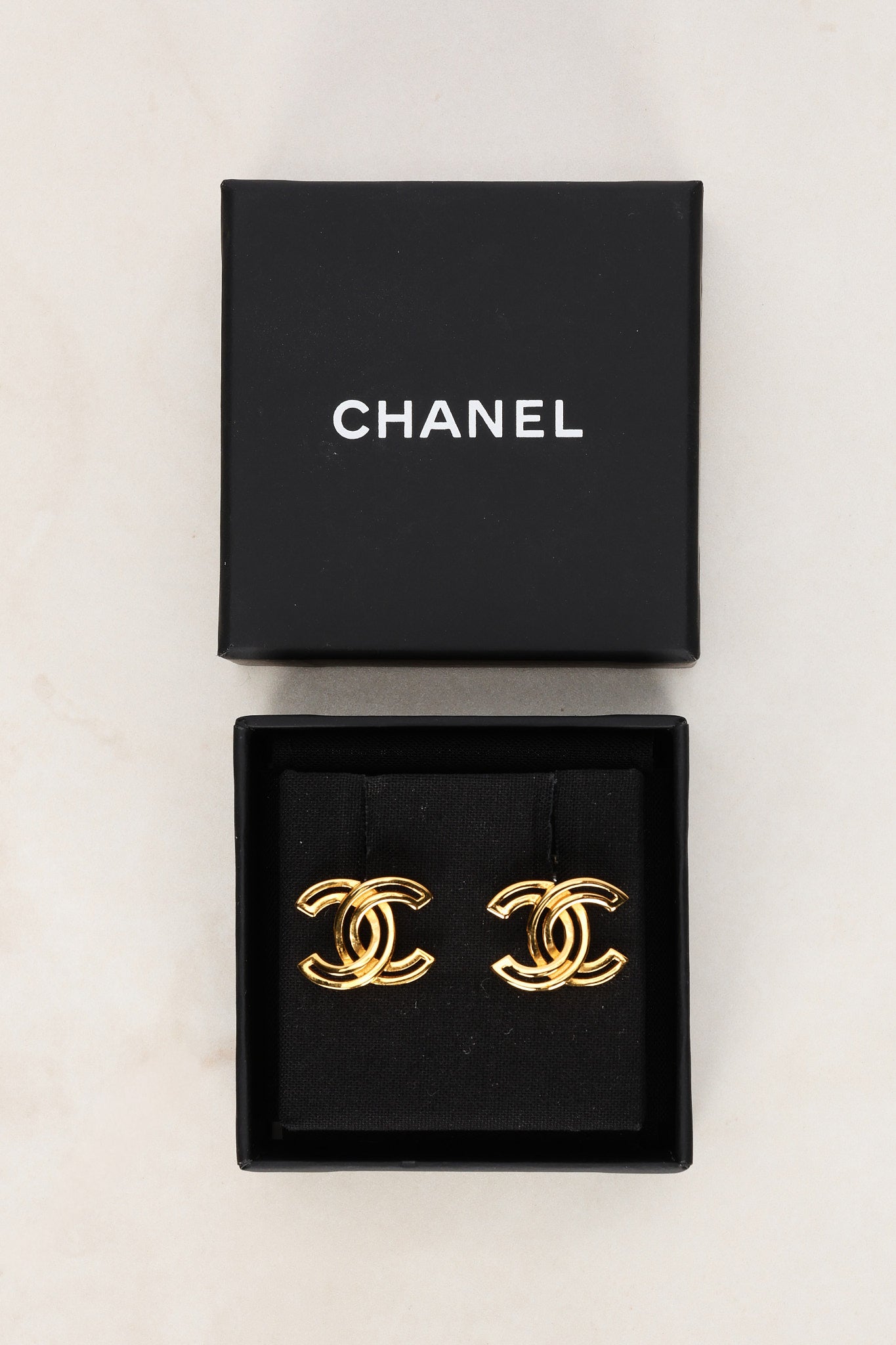 Chanel 2020 CC Earrings
