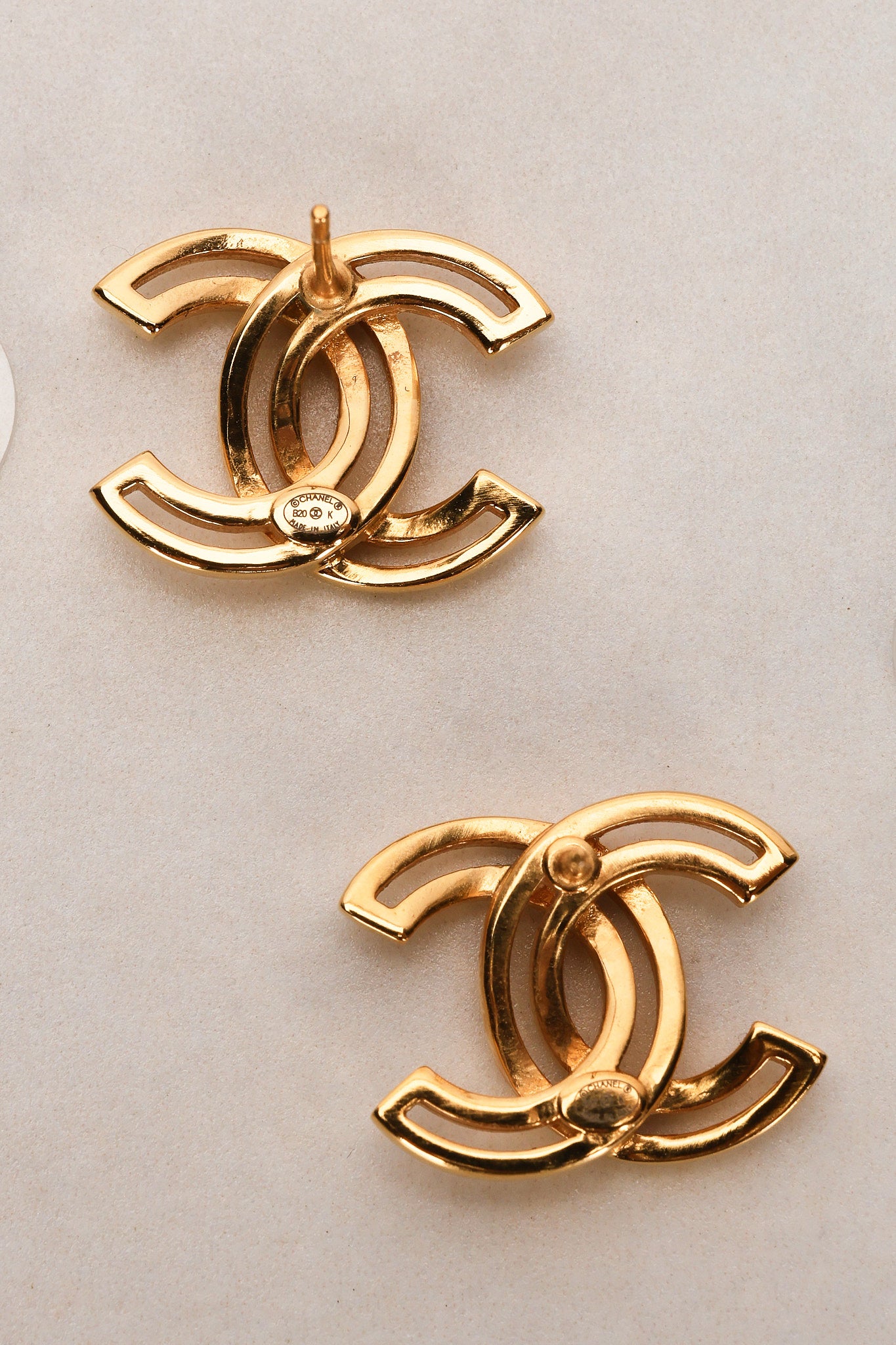 Chanel 2020 CC Earrings