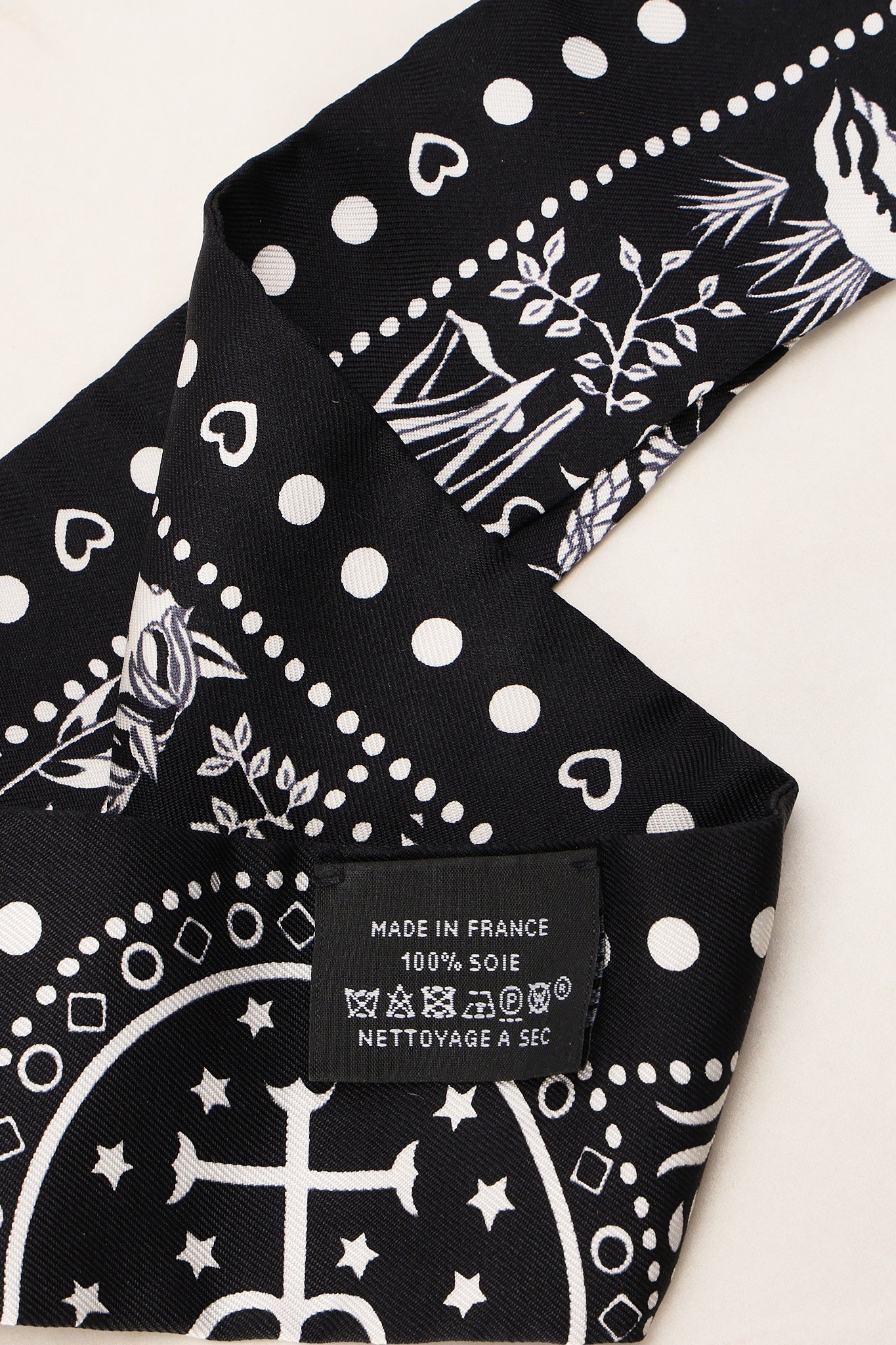 Hermès Noir Paisley Twilly Scarf