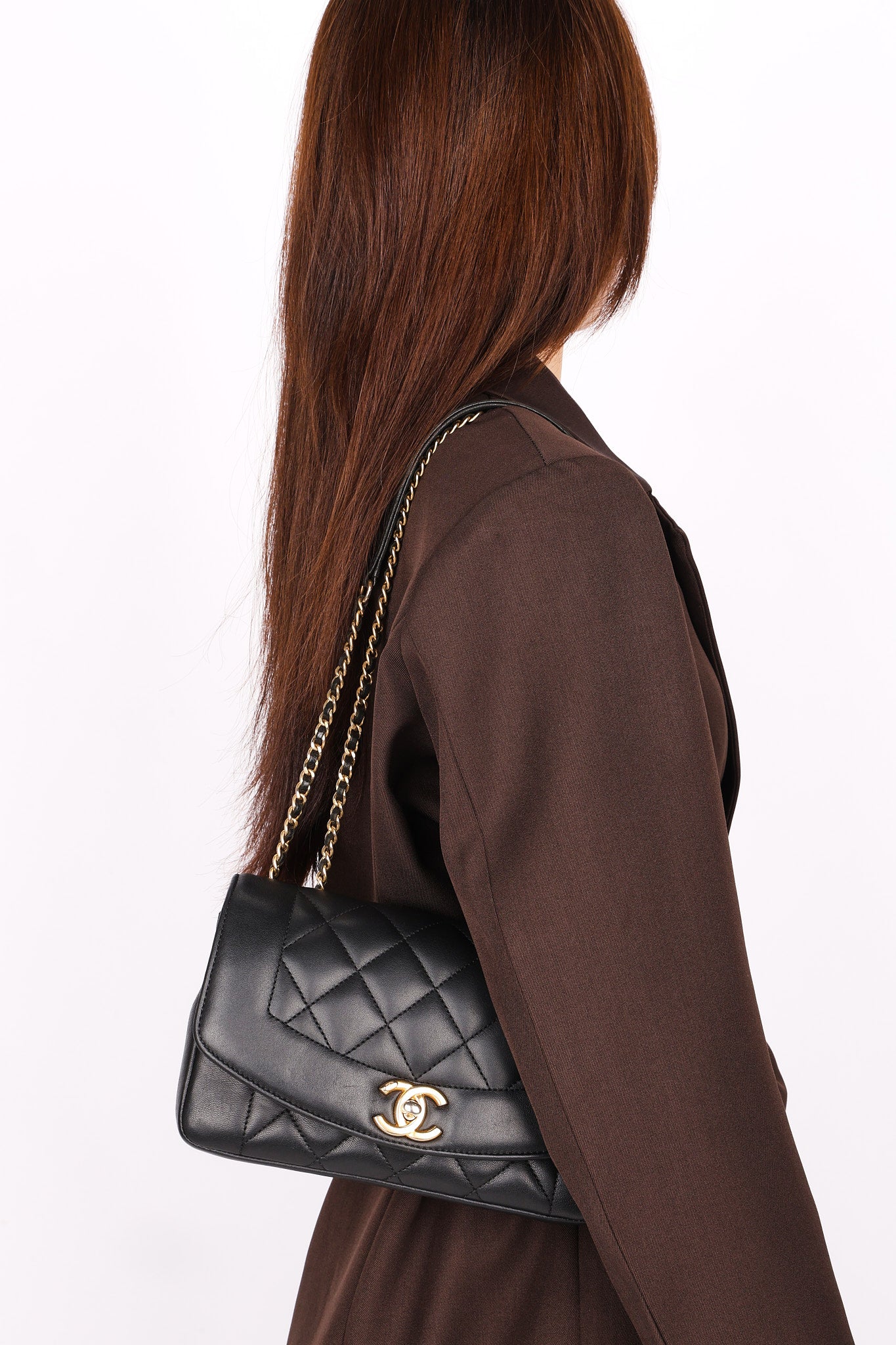 Chanel Diana Flap Black Calfskin AGHW