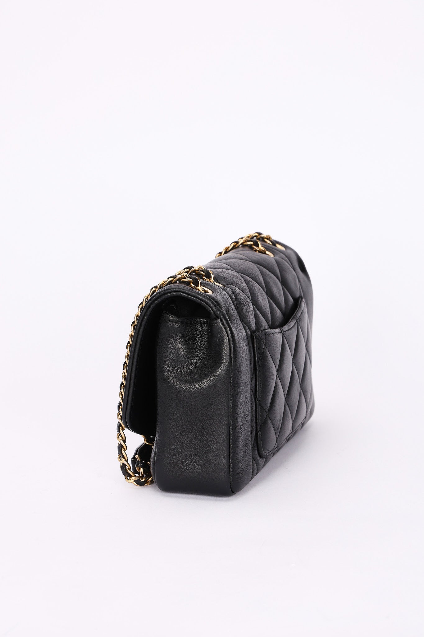 Chanel Diana Flap Black Calfskin AGHW
