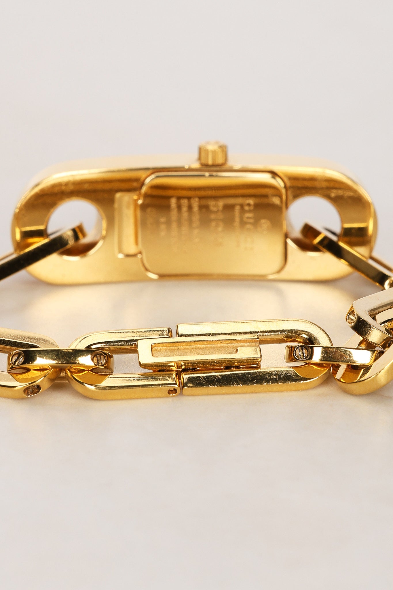 Gucci 6100 L Watch 14mm