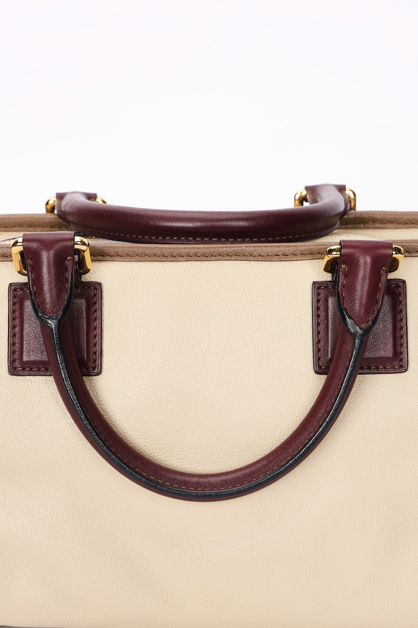 Loewe Tricolor Amazona 28