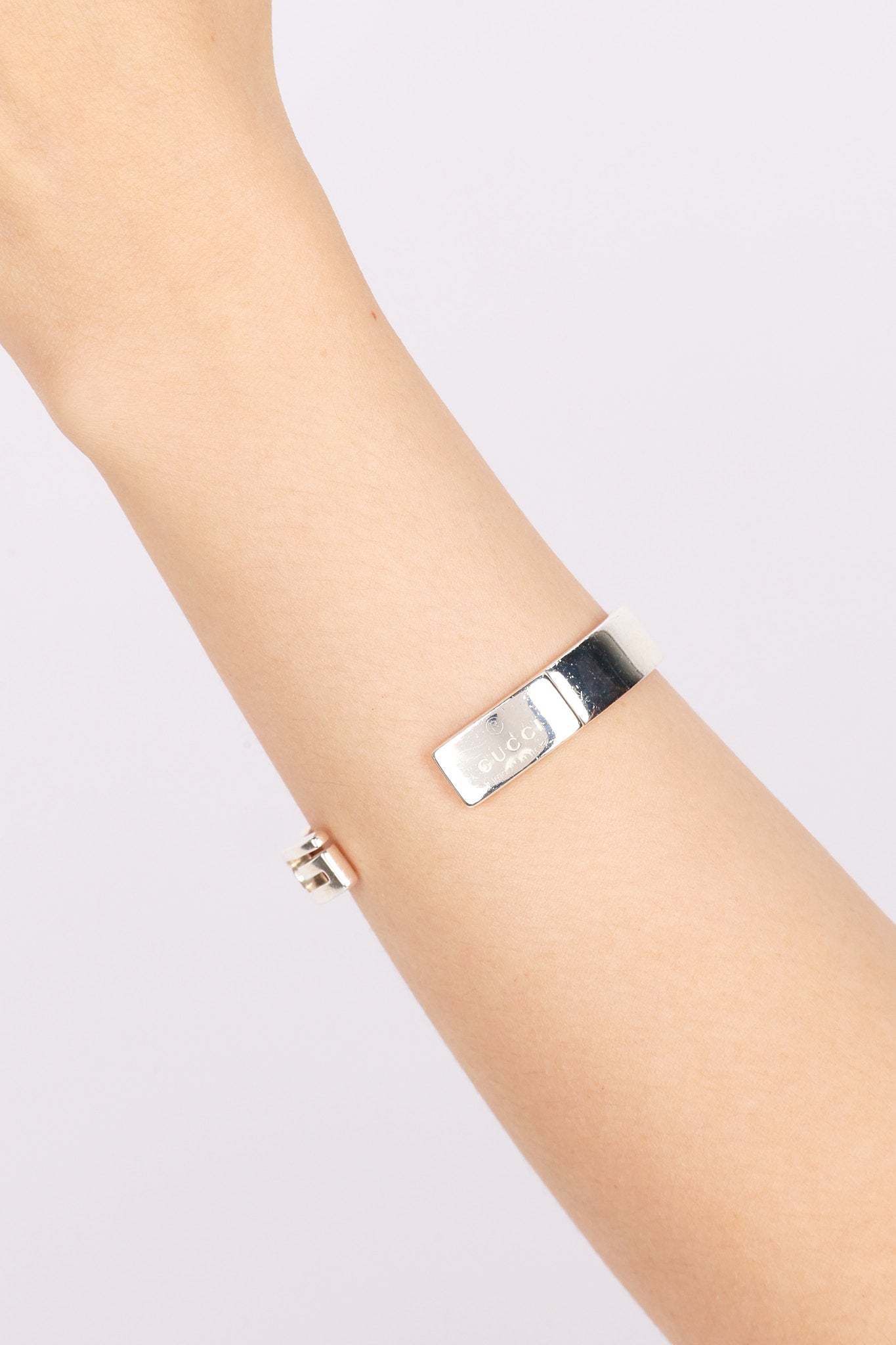 Gucci Ag925 Sterling Silver G Cuff Bracelet
