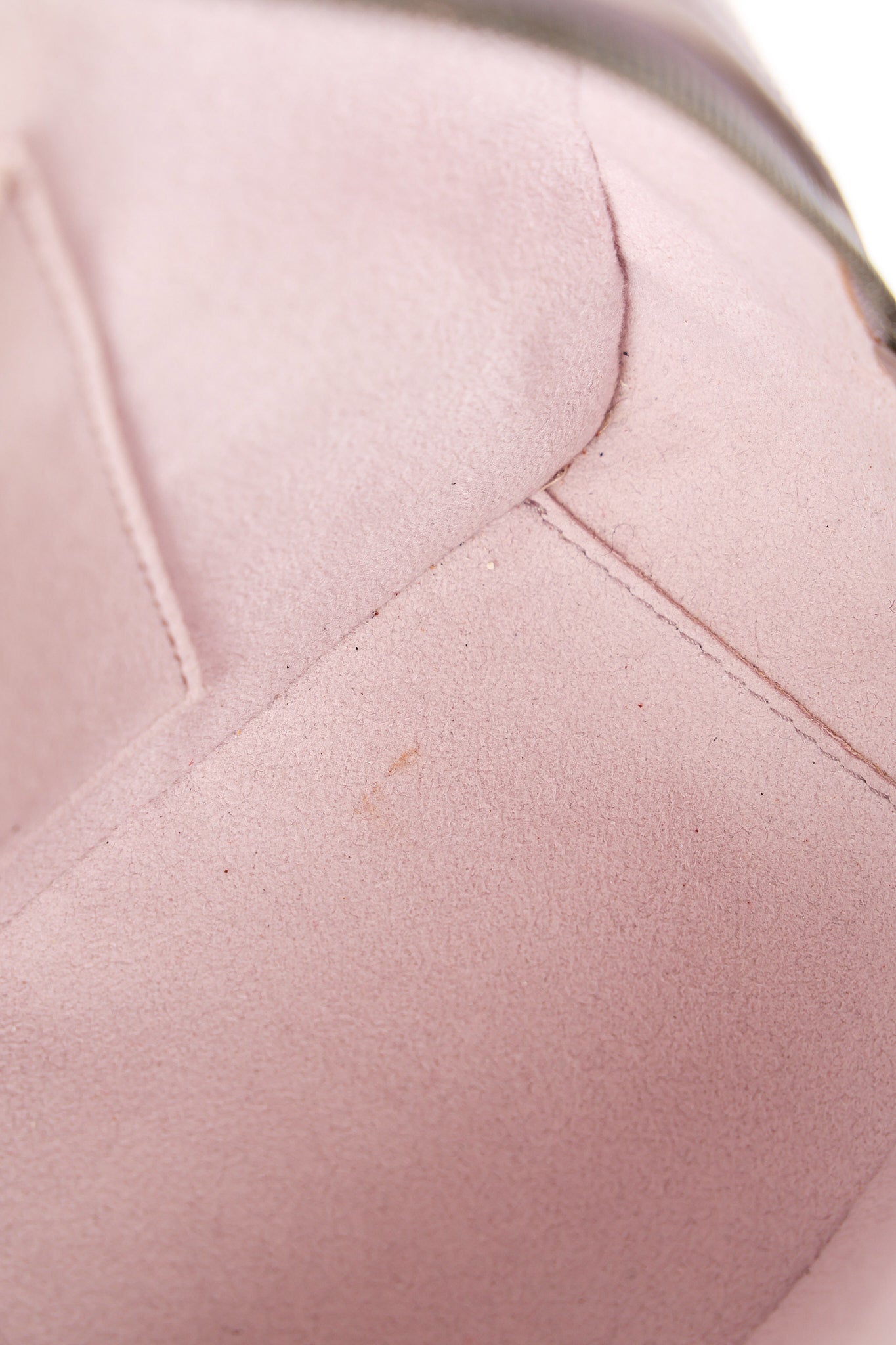 Louis Vuitton Epi Jasmin Lilac