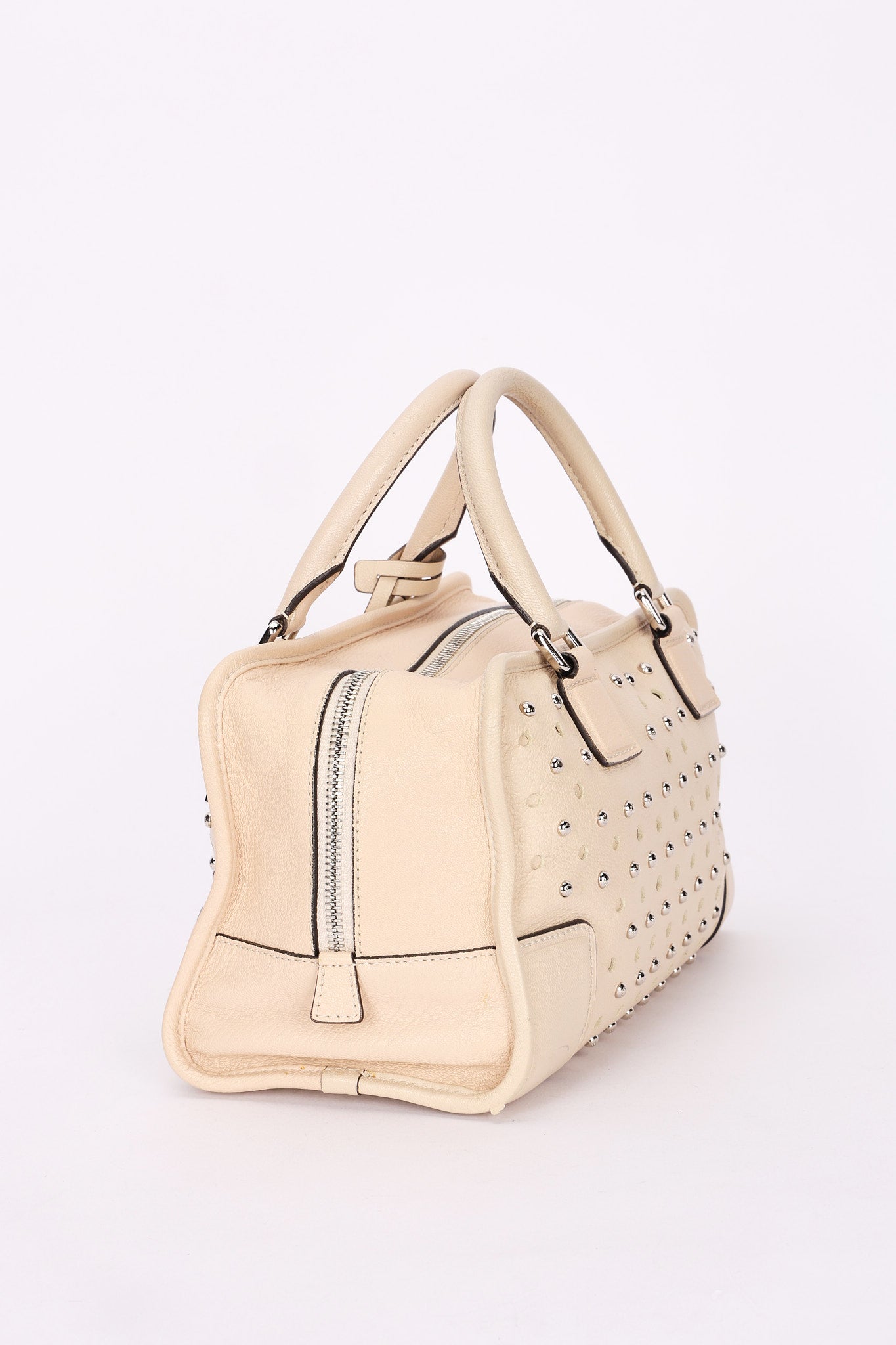 Loewe Perforated Stud Amazona 28