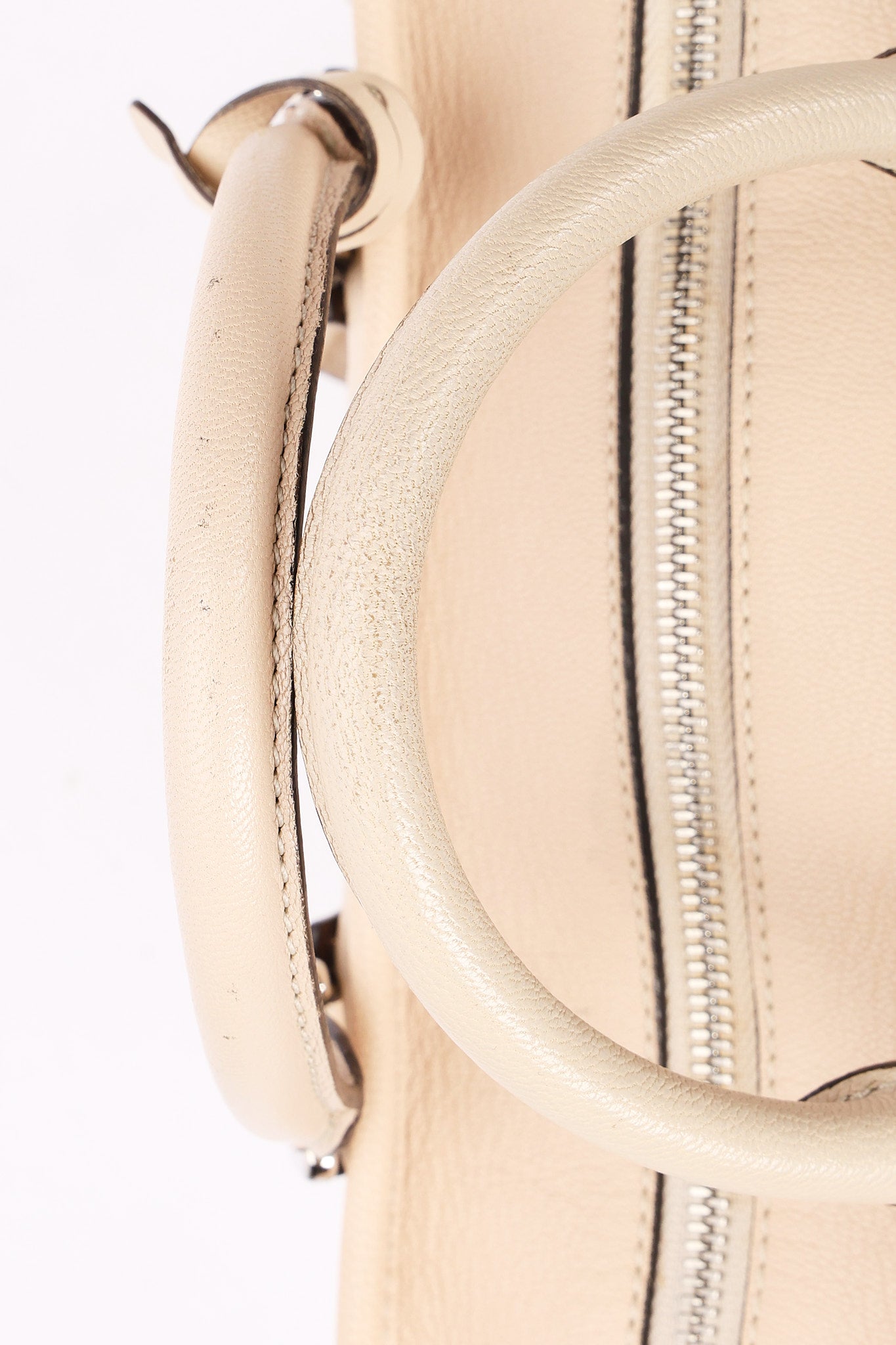 Loewe Perforated Stud Amazona 28