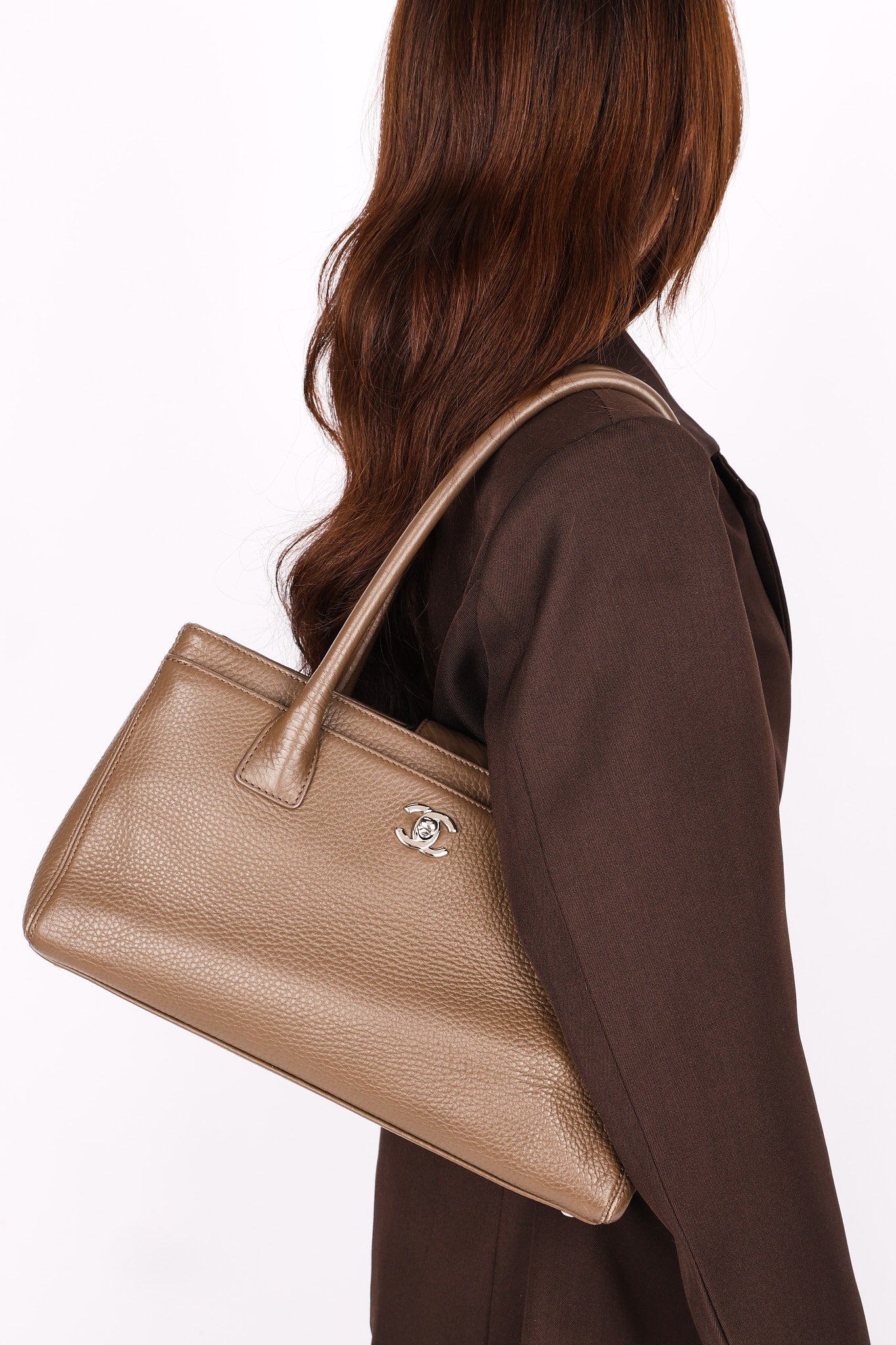 Chanel Cerf Executive Tote Taupe Caviar SHW