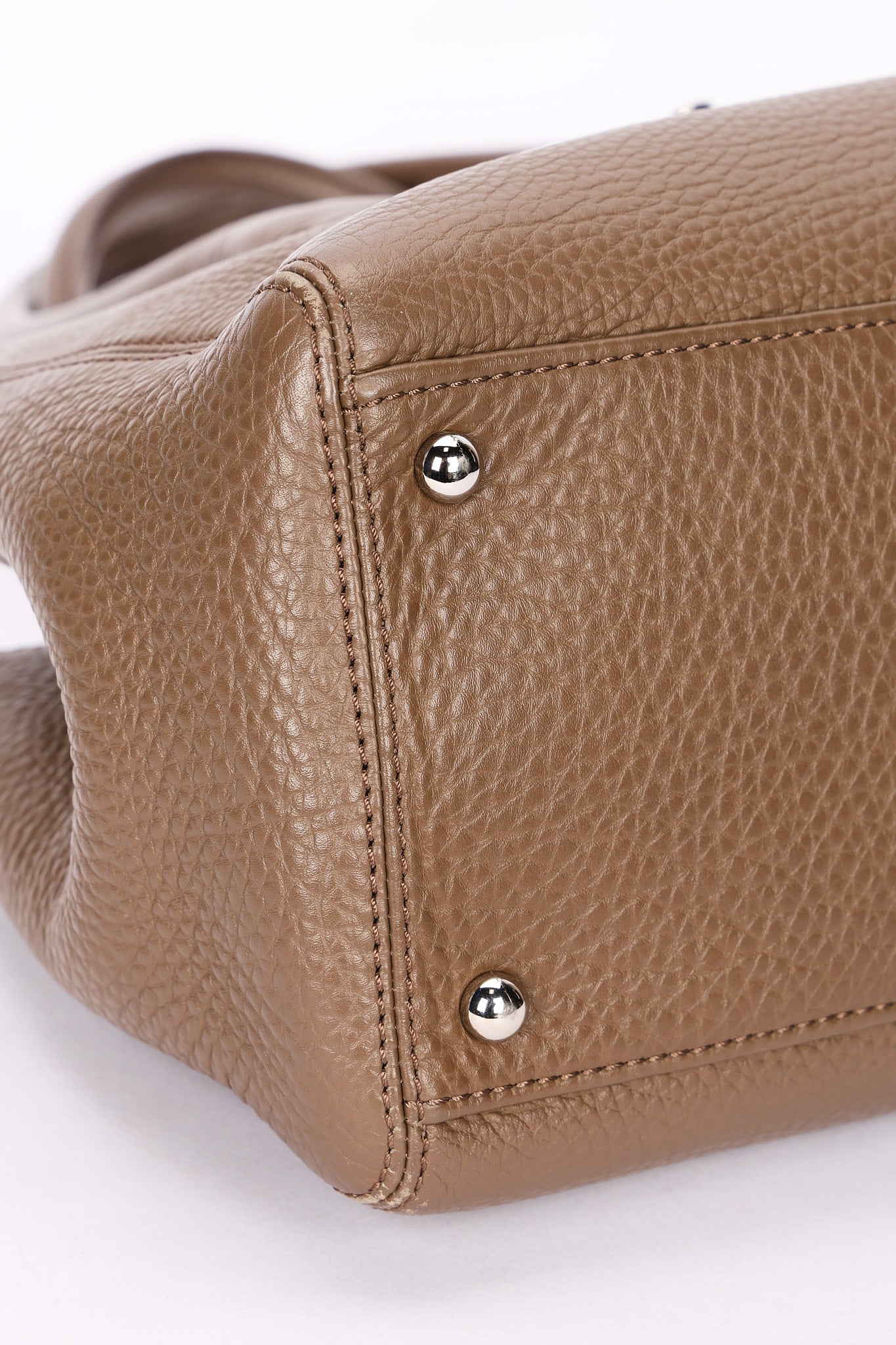 Chanel Cerf Executive Tote Taupe Caviar SHW