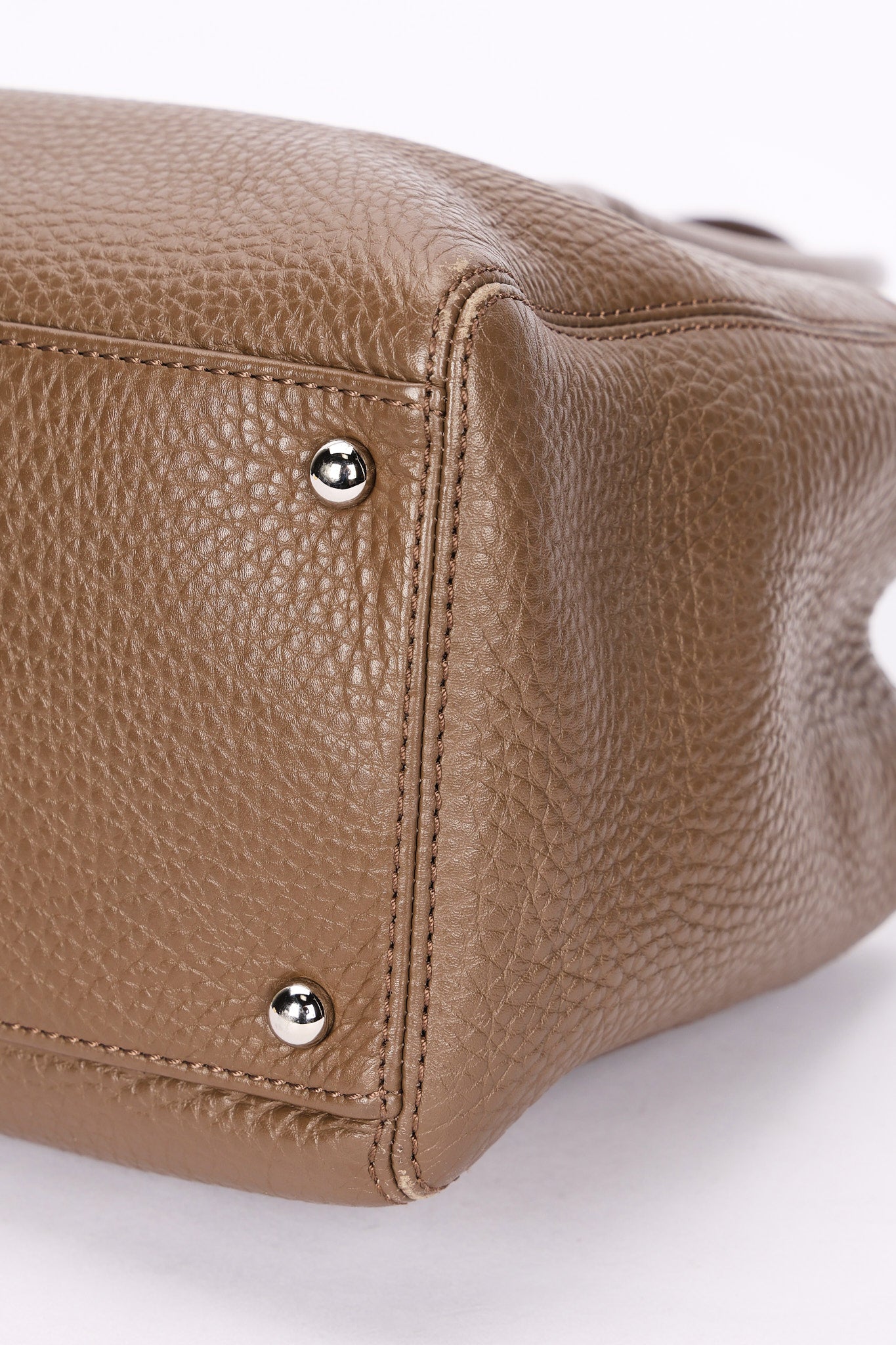 Chanel Cerf Executive Tote Taupe Caviar SHW