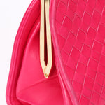 Bottega Veneta Intrecciato Kisslock Top Handle Bag Pink
