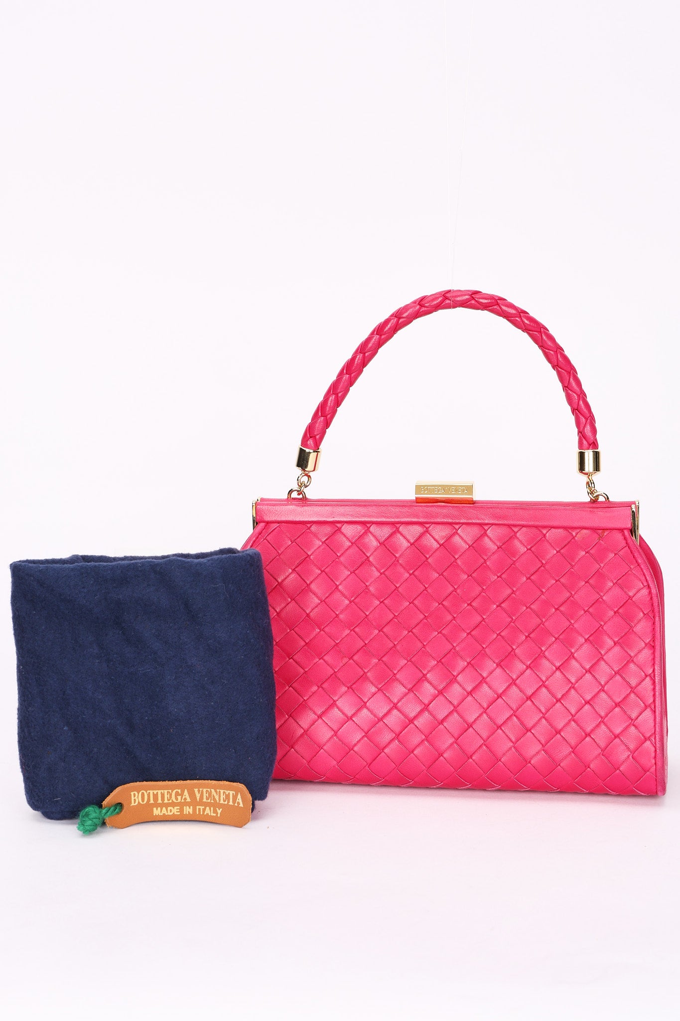 Bottega Veneta Intrecciato Kisslock Top Handle Bag Pink