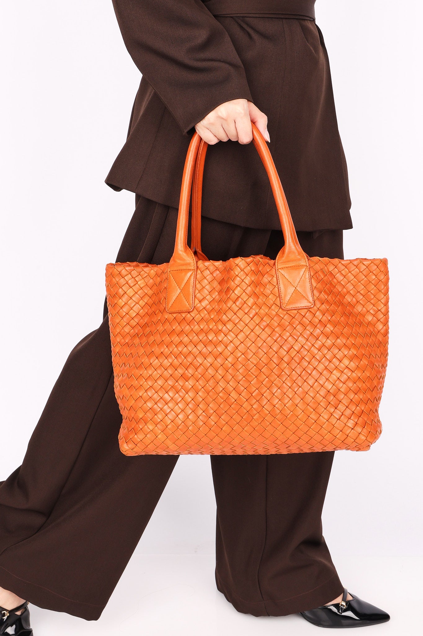 Bottega Veneta Small Intrecciato Cabat Tote Orange