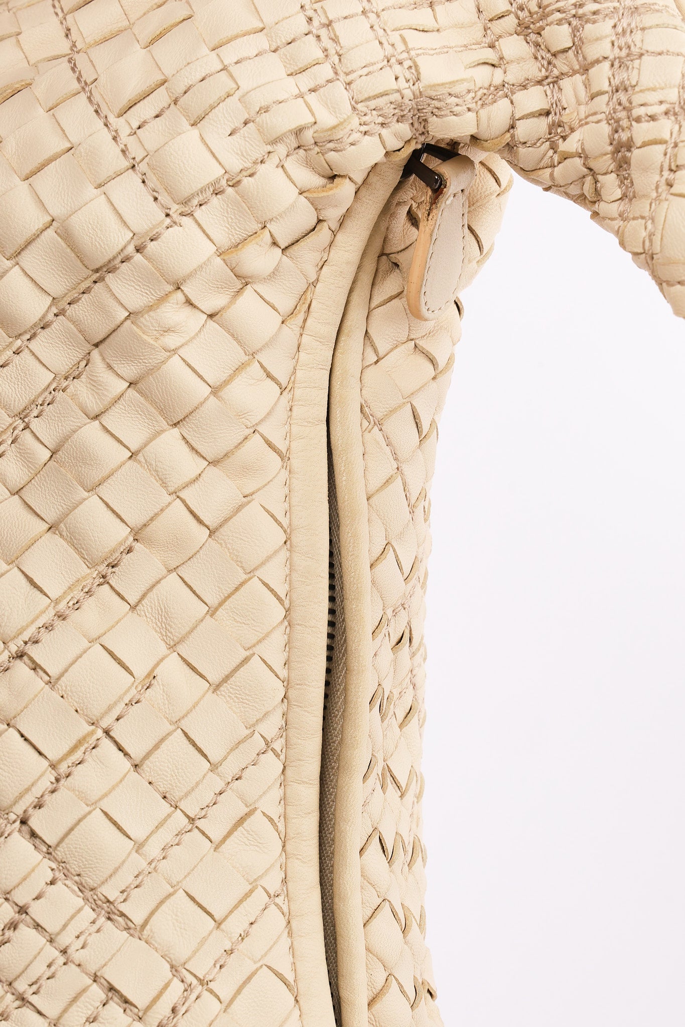 Bottega Veneta Small Intrecciato Hobo White