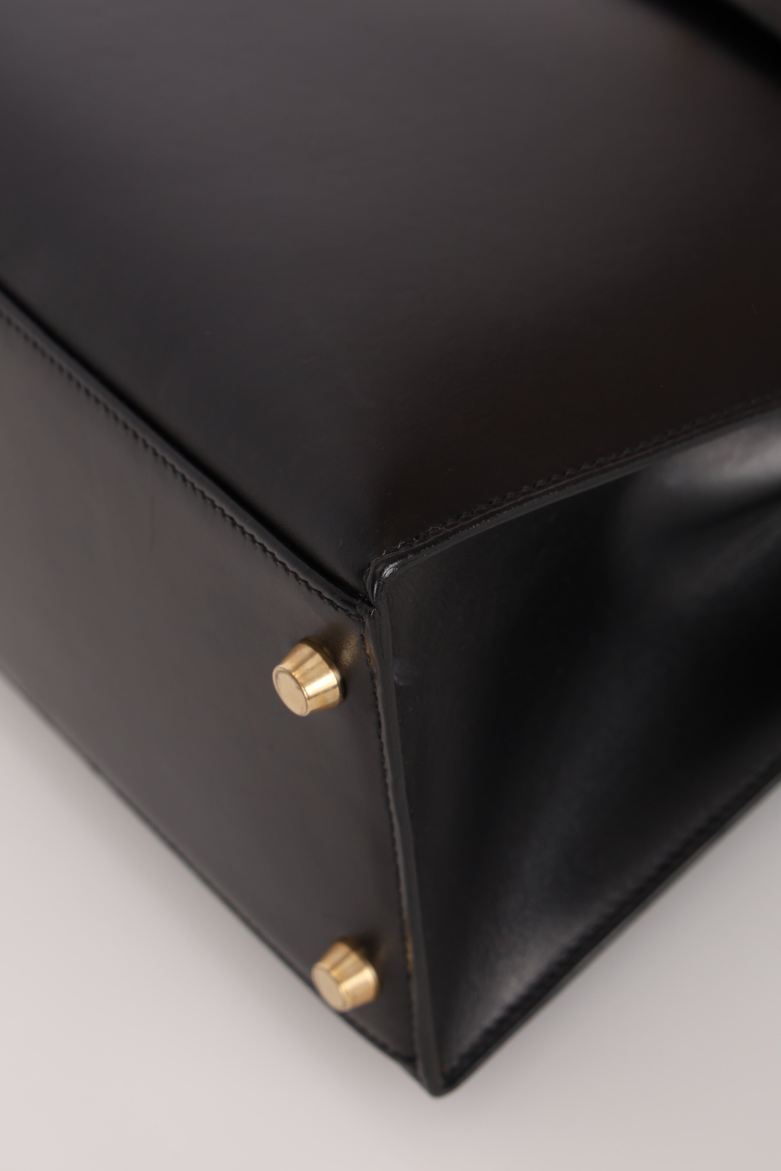 Hermès Kelly 28 Noir Box GHW