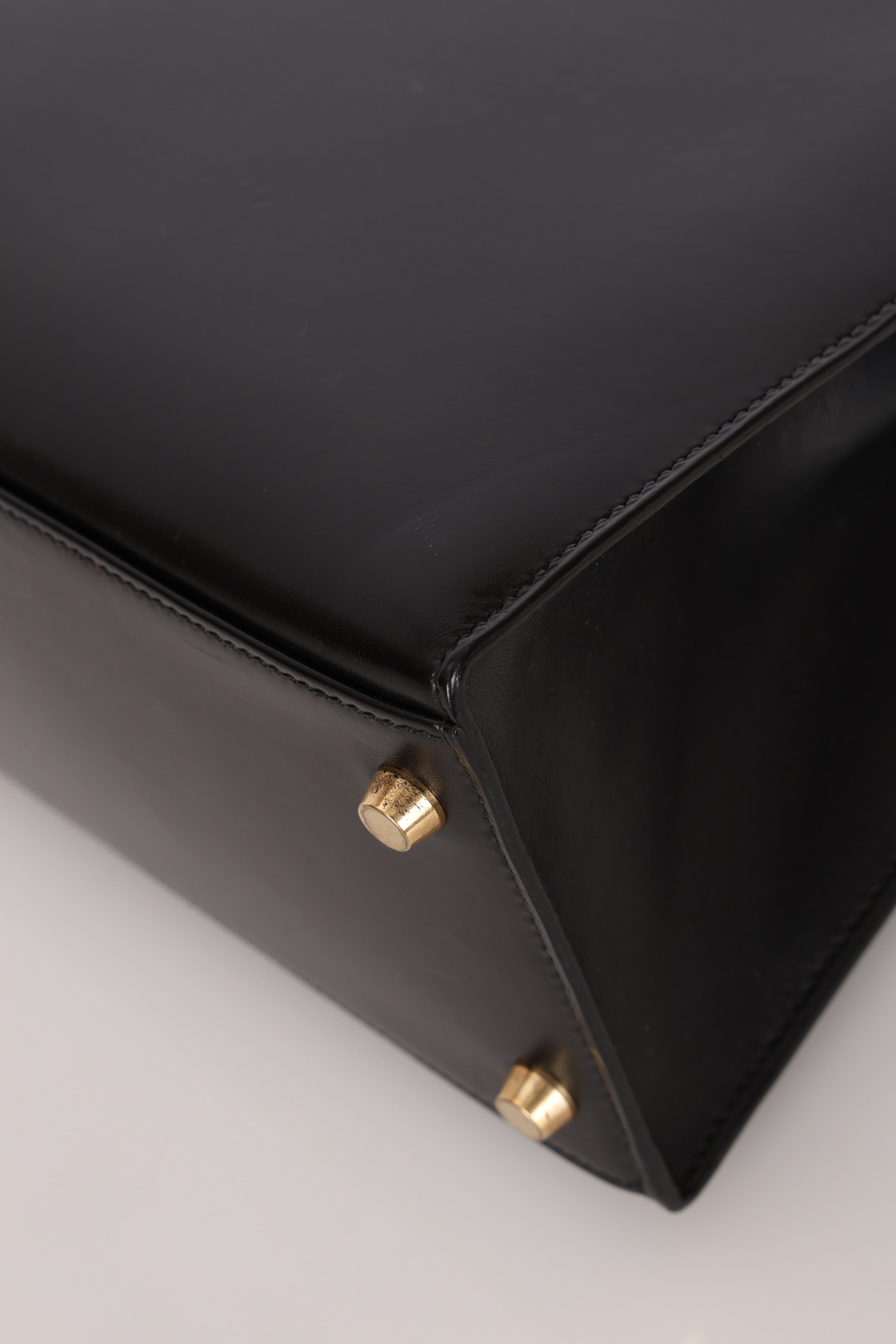 Hermès Kelly 28 Noir Box GHW