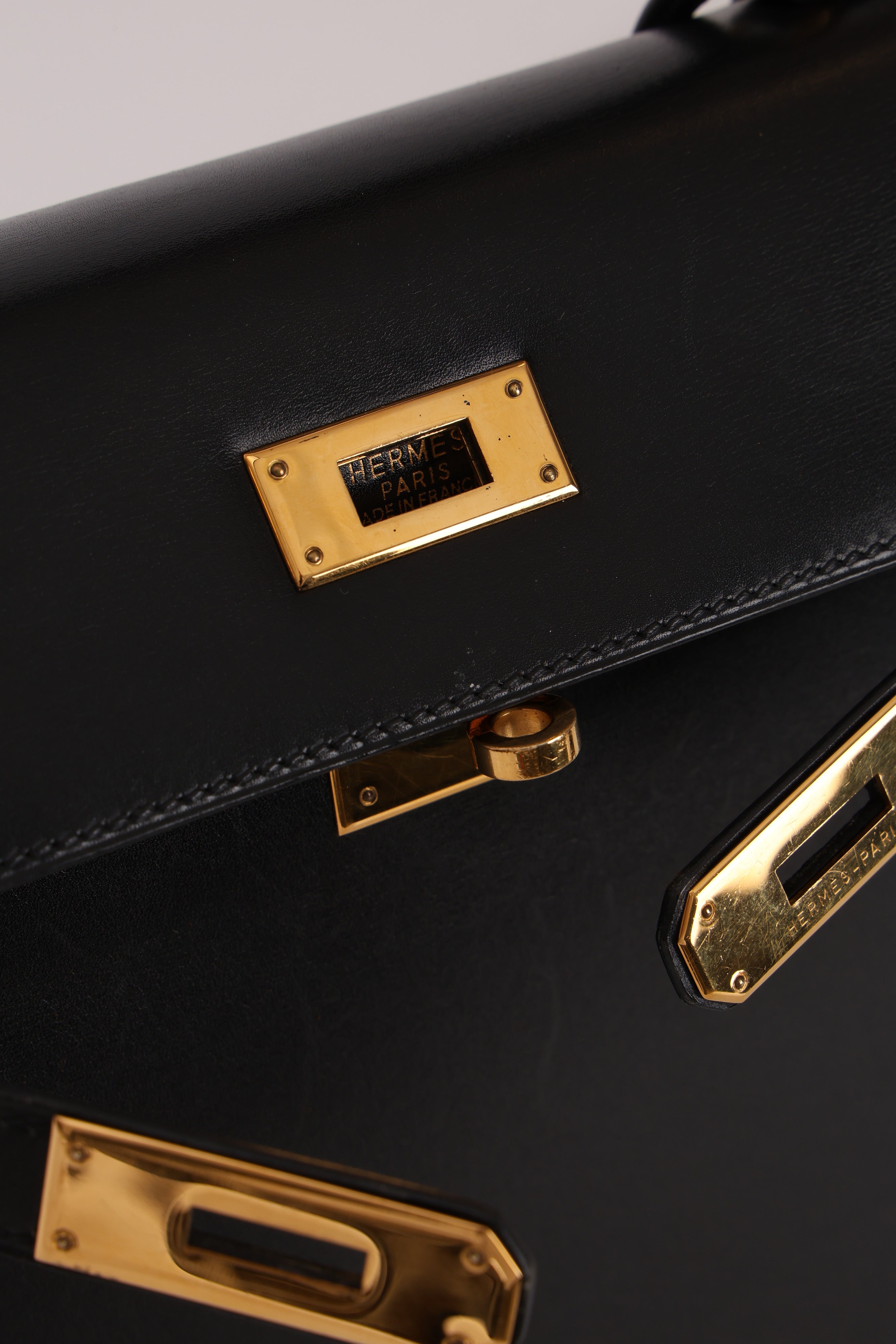 Hermès Kelly 28 Noir Box GHW