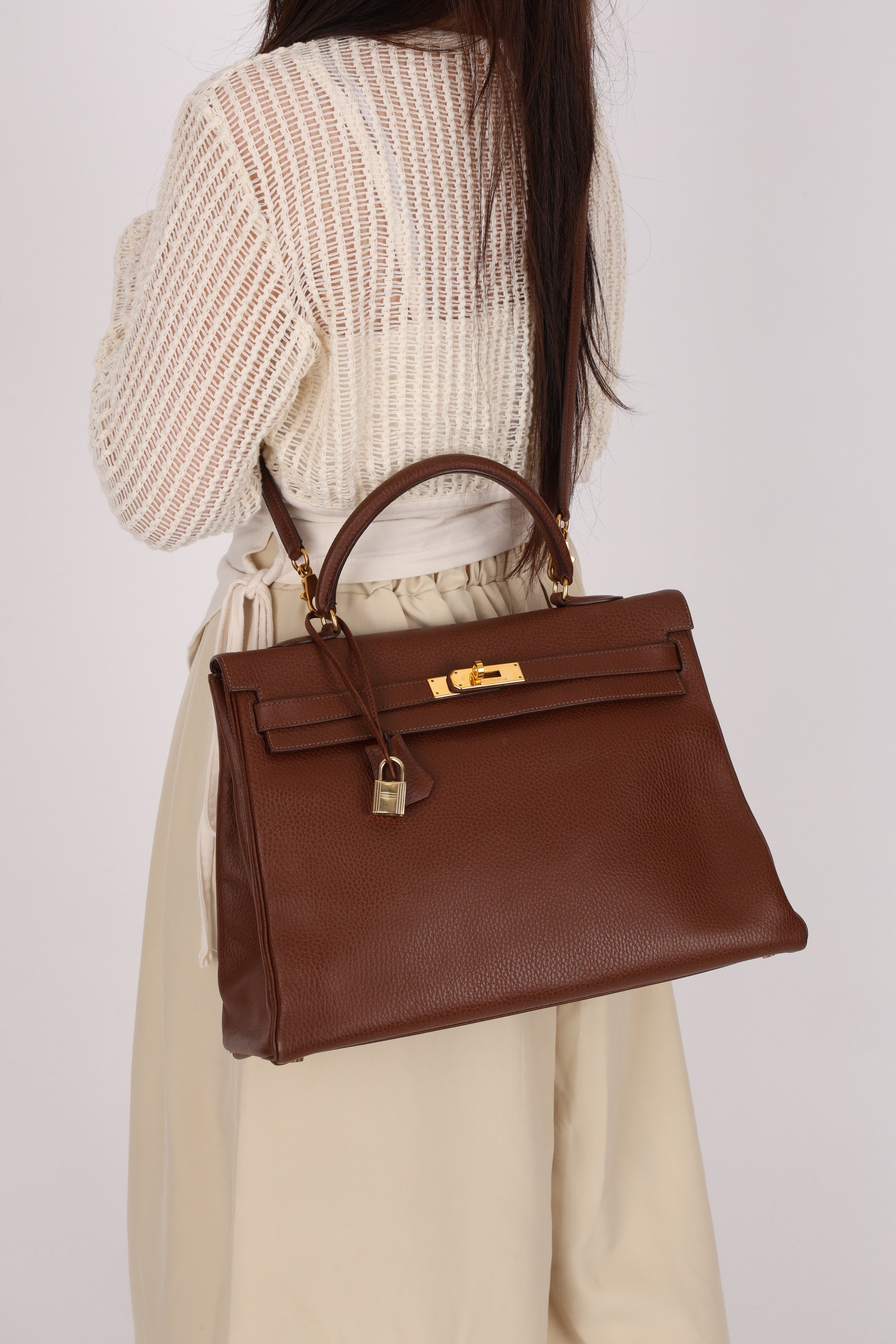 Hermès Kelly 35 Marron Ardennes GHW