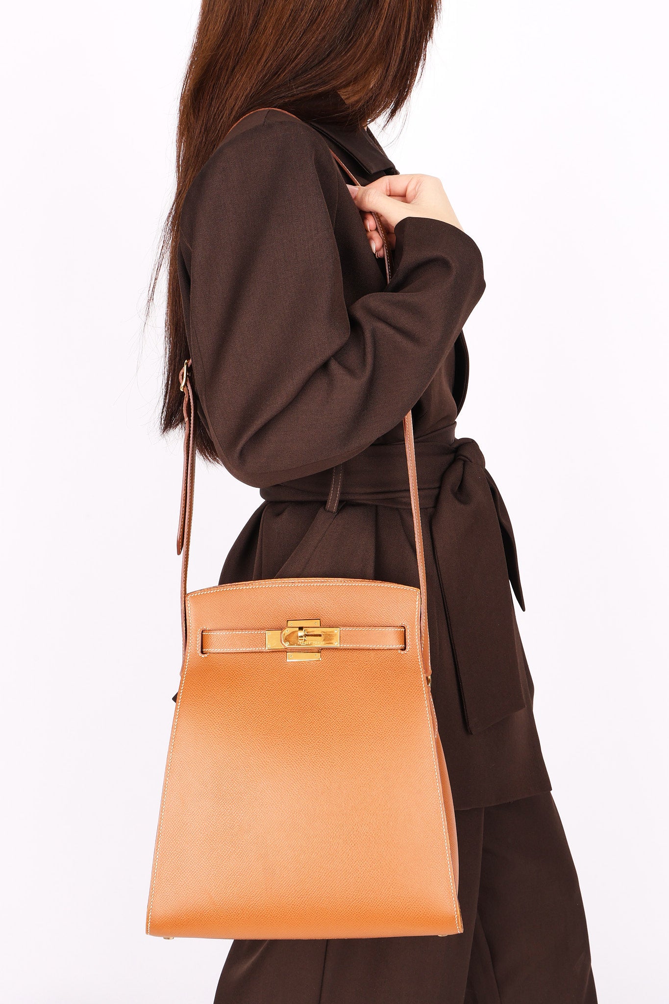 HERMES Kelly Sport MM Shoulder Bag, Courchevel Epsom Leather, Gold, 〇Y Stamp, Made in 1995, Gold Hardware, Vintage Kelly Sport MM, Hermes 90343875