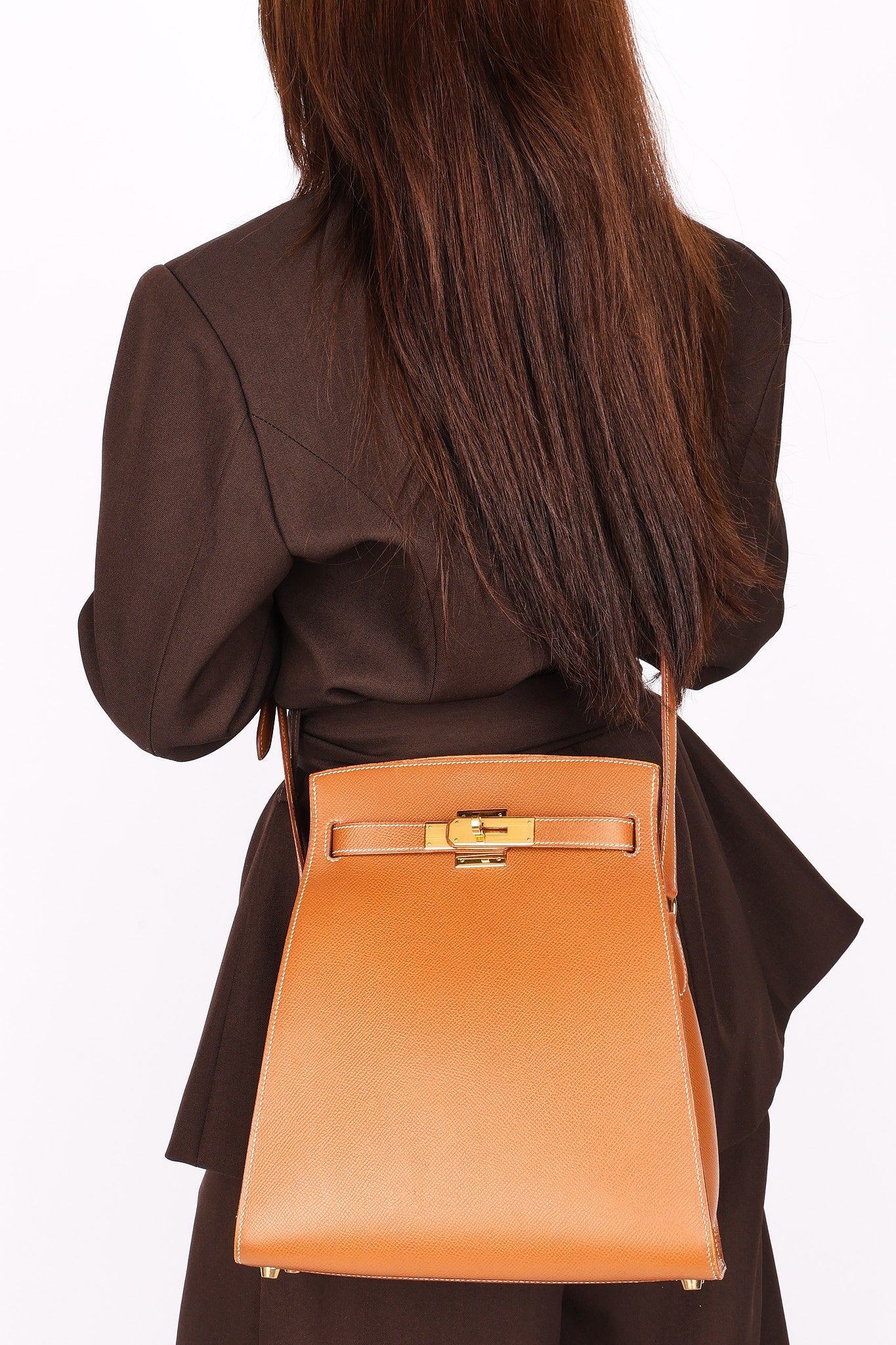 HERMES Kelly Sport MM Shoulder Bag, Courchevel Epsom Leather, Gold, 〇Y Stamp, Made in 1995, Gold Hardware, Vintage Kelly Sport MM, Hermes 90343875