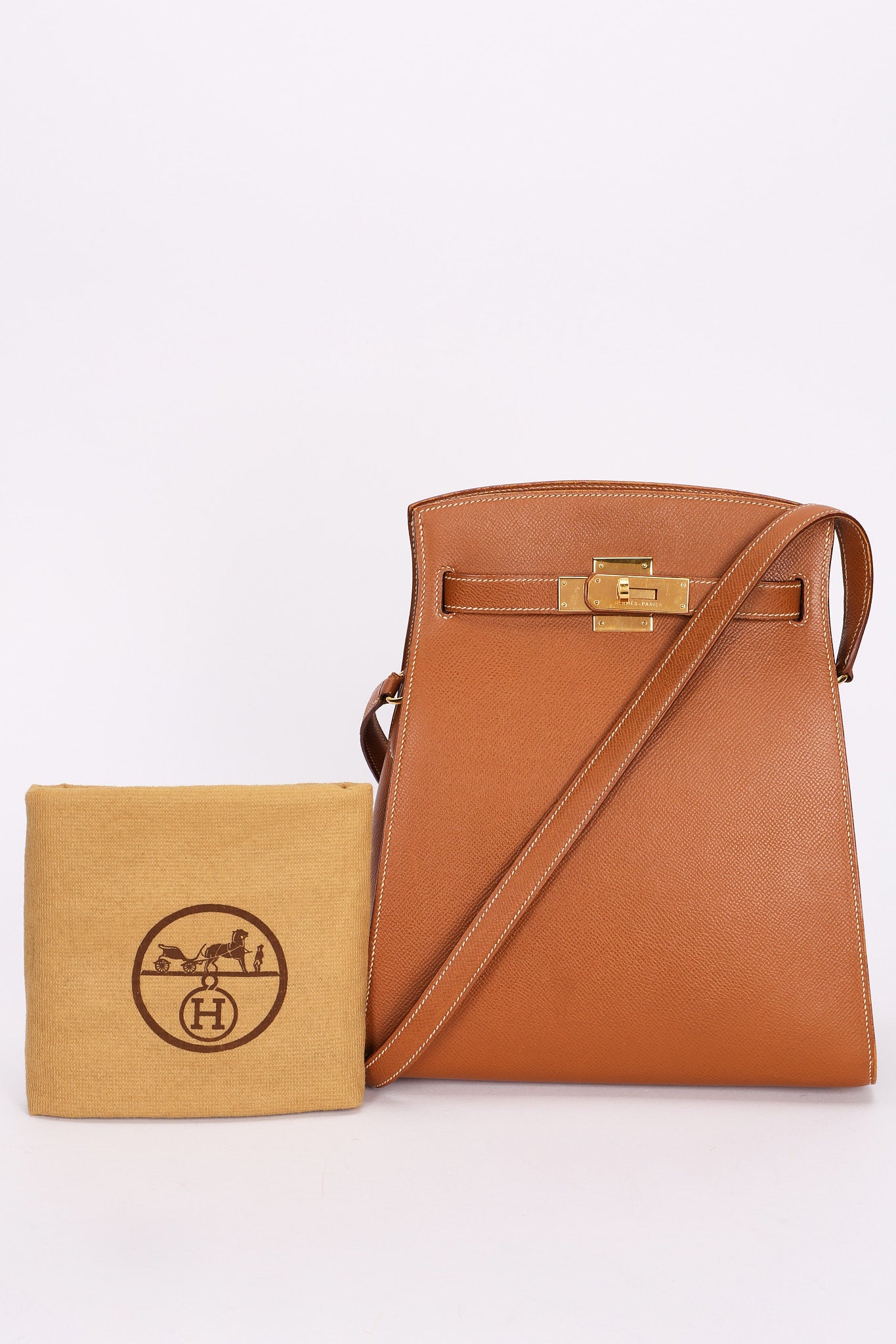 Hermès Kelly Sport MM Gold (leather) GHW