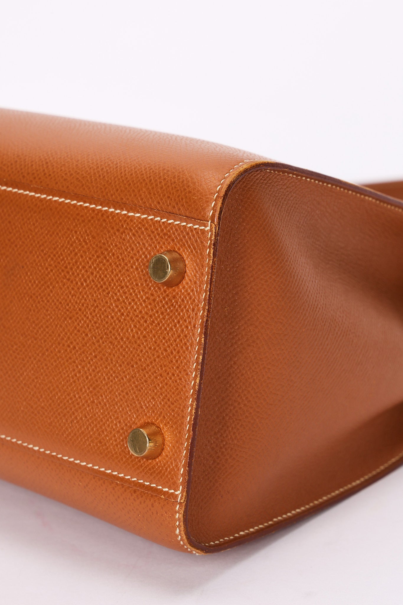 Hermès Kelly Sport MM Gold (leather) GHW