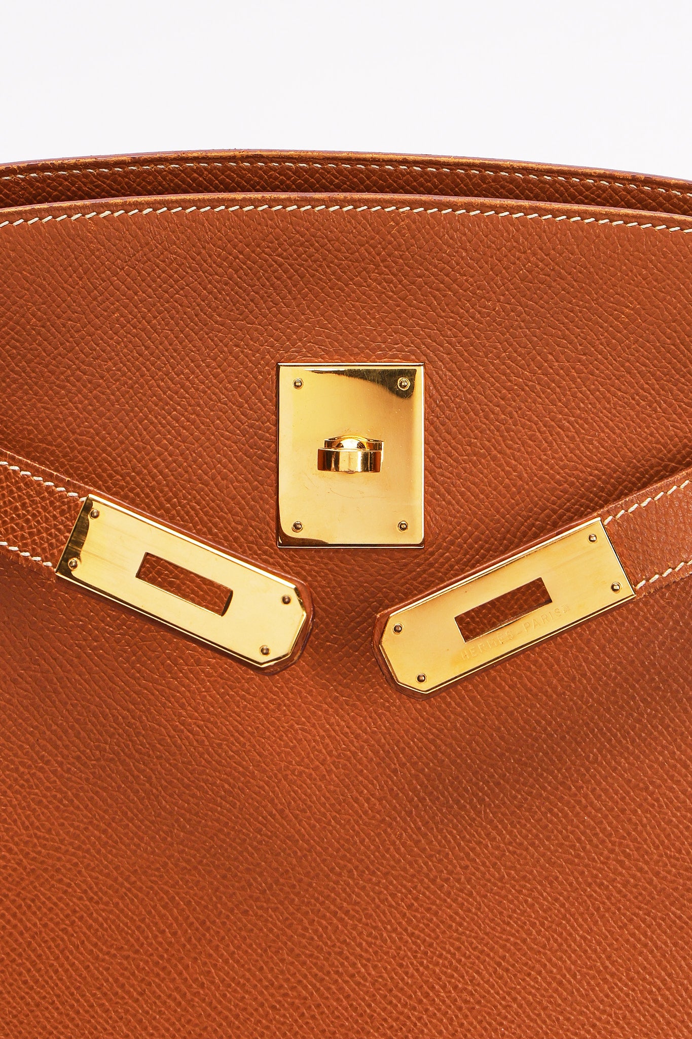 Hermès Kelly Sport MM Gold (leather) GHW
