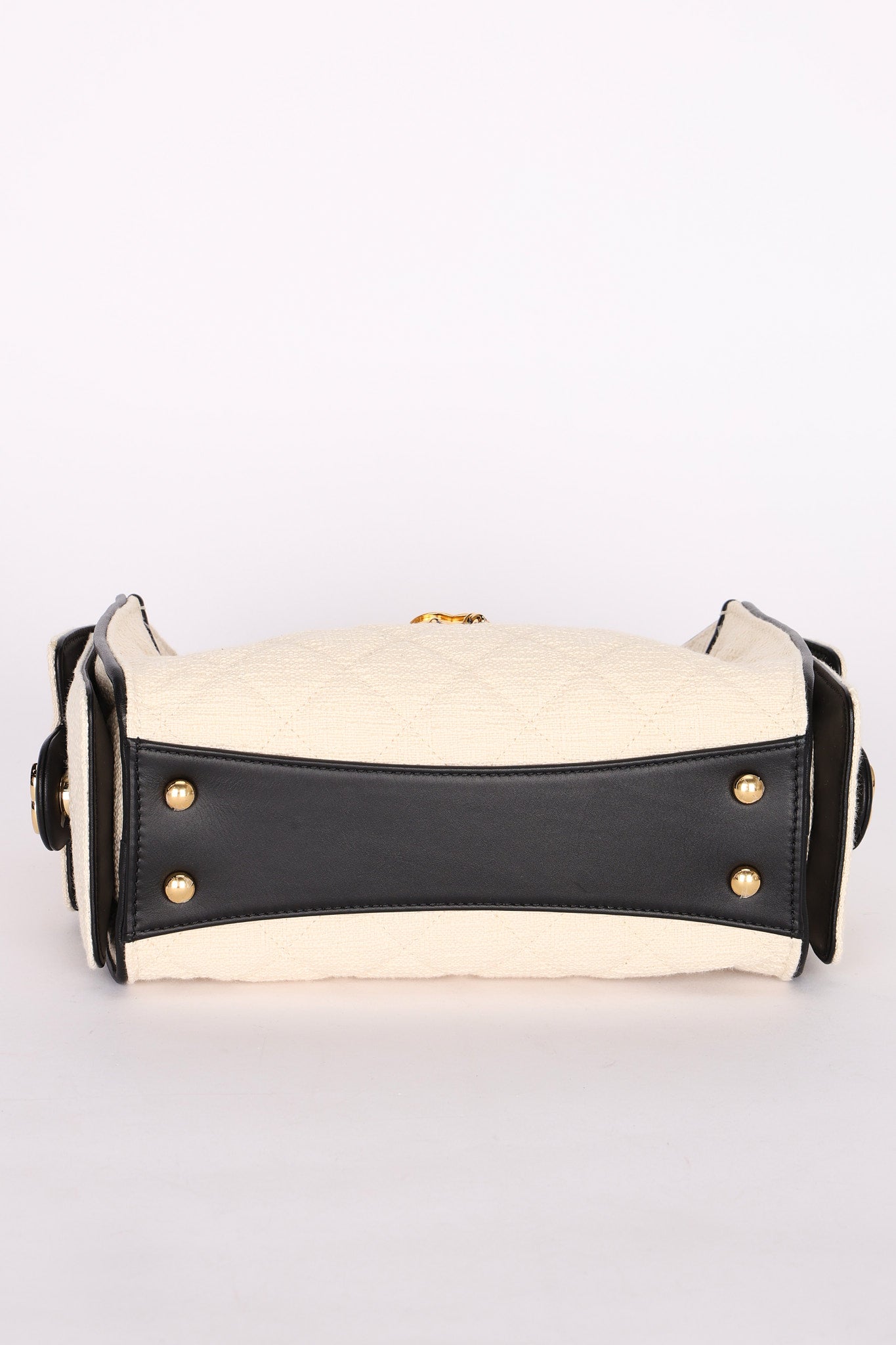Chanel Raffia 25 Shoulder Bag