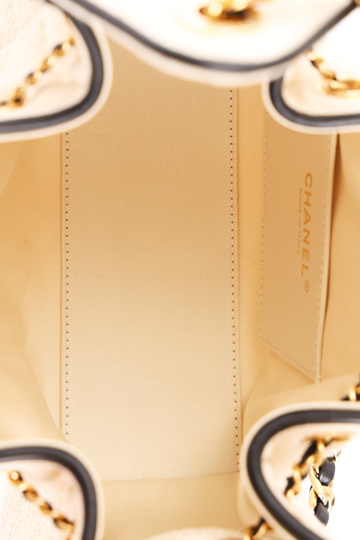 Chanel Raffia 25 Shoulder Bag