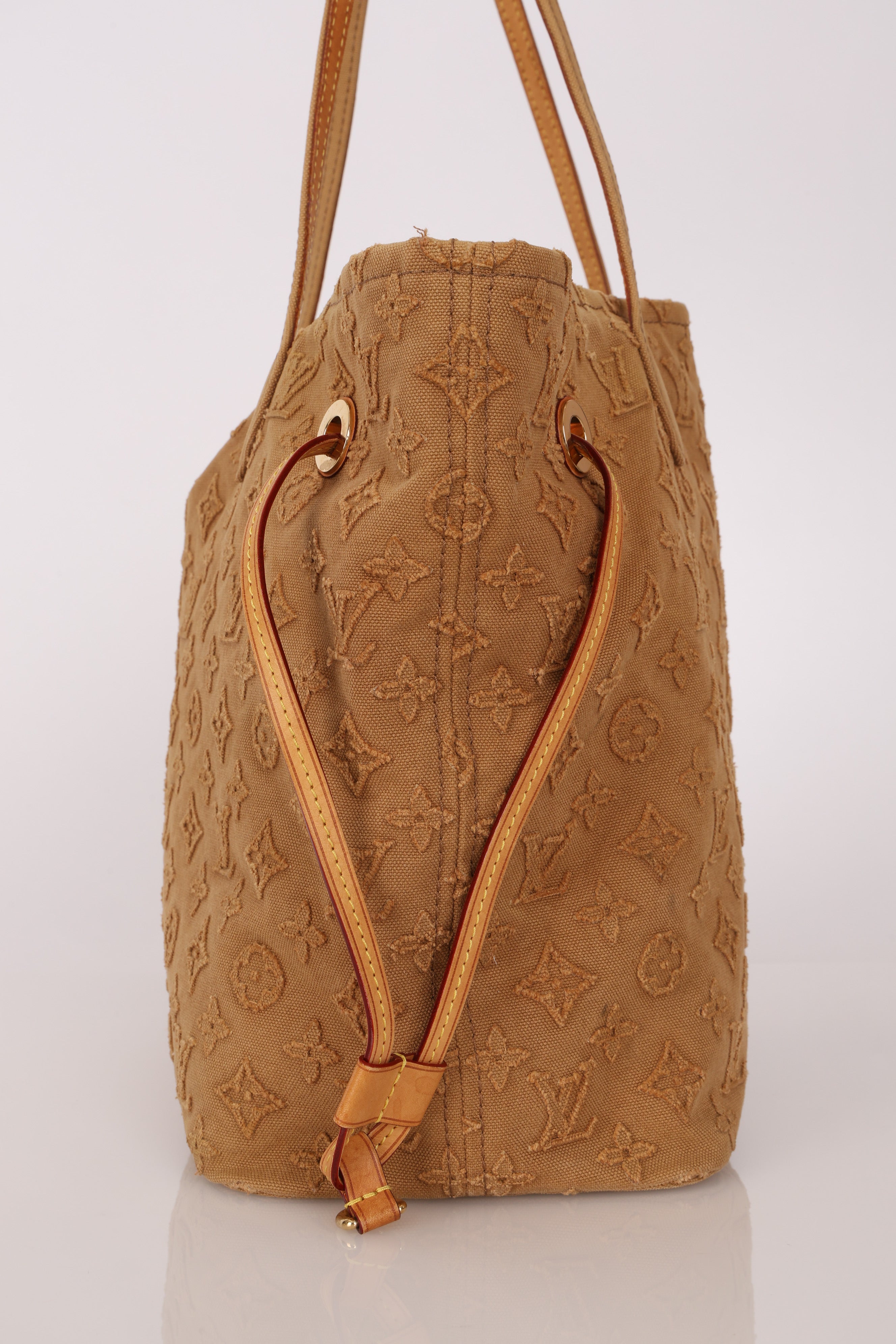 Louis Vuitton Monogram Neverfull MM Stonewashed Denim