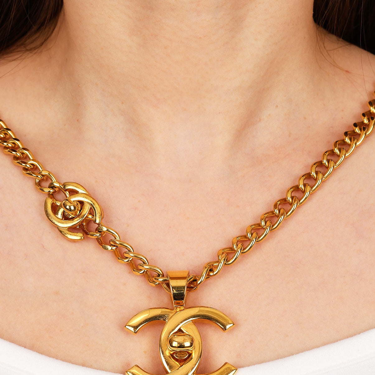 Chanel 1996 Double CC Turnlock Necklace 24K GP
