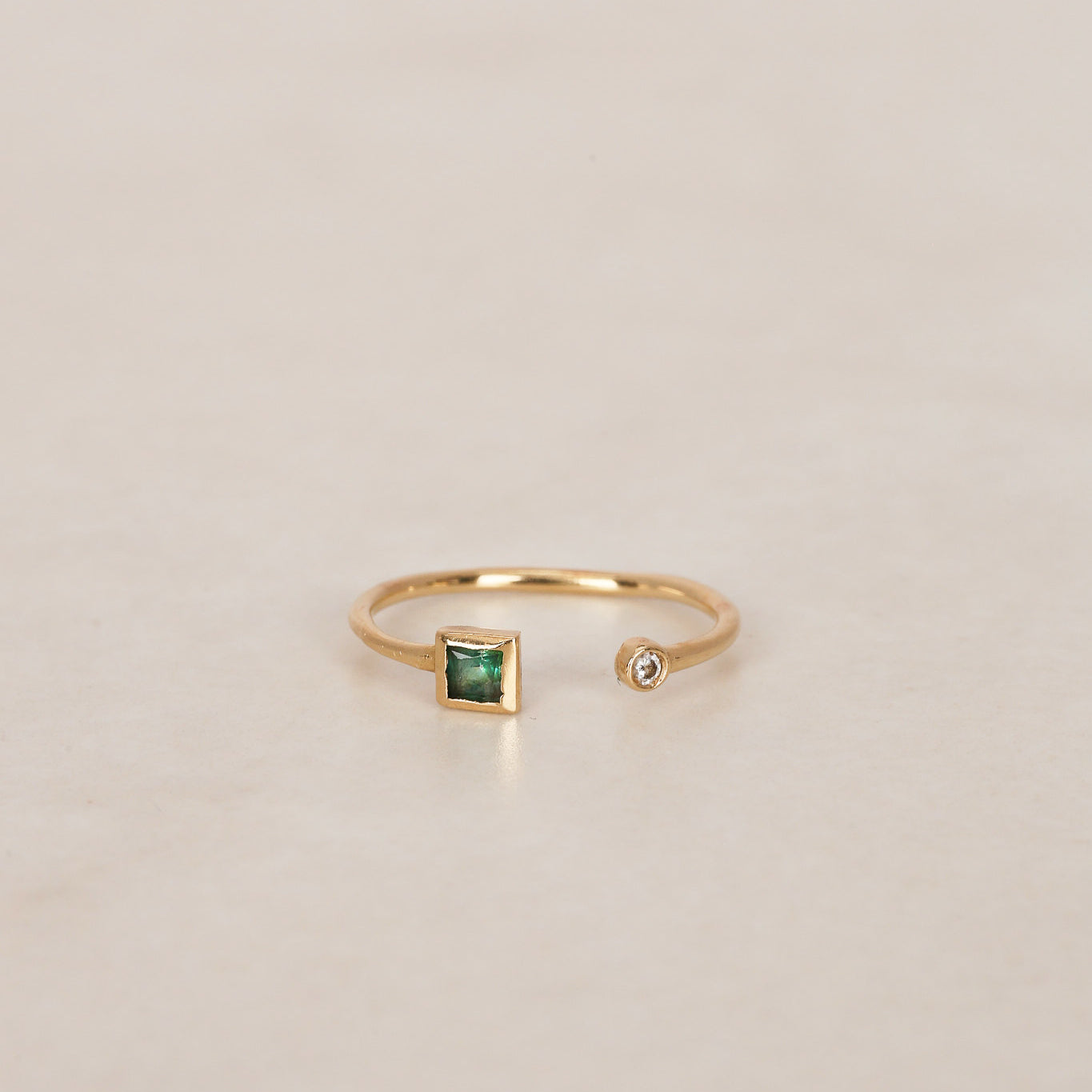 14K Yellow Gold Emerald and Diamond Wrap Ring, Size US 5.75