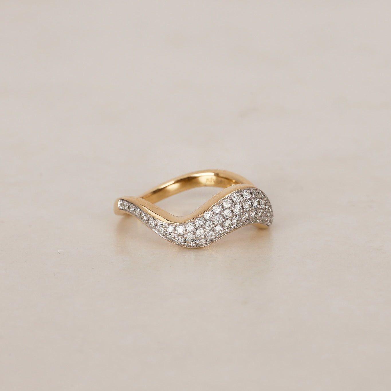 14K Yellow Gold and Pavé Diamond Wave Ridge Ring, Size US 6.75