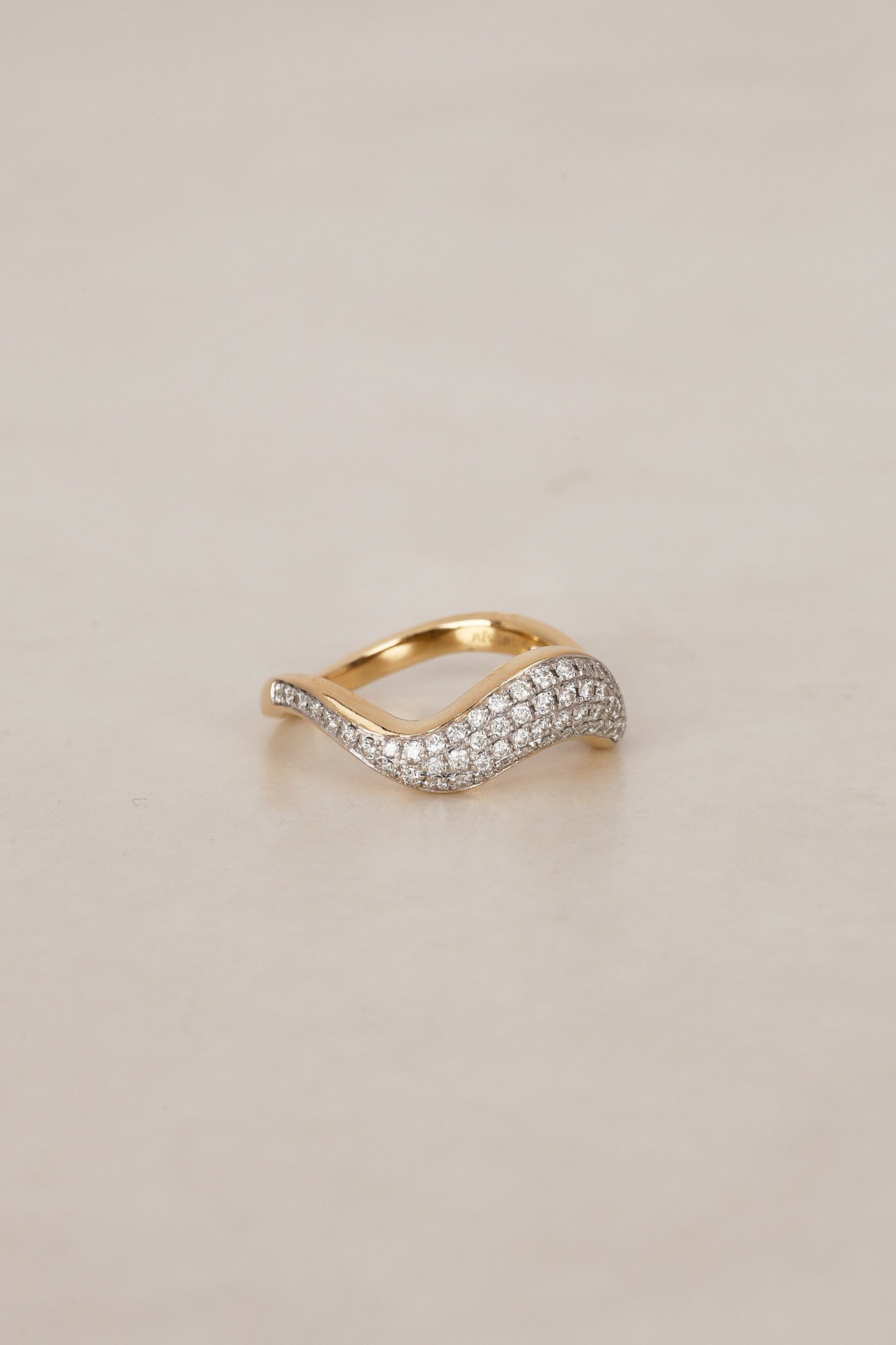 14K Yellow Gold and Pavé Diamond Wave Ridge Ring, Size US 6.75
