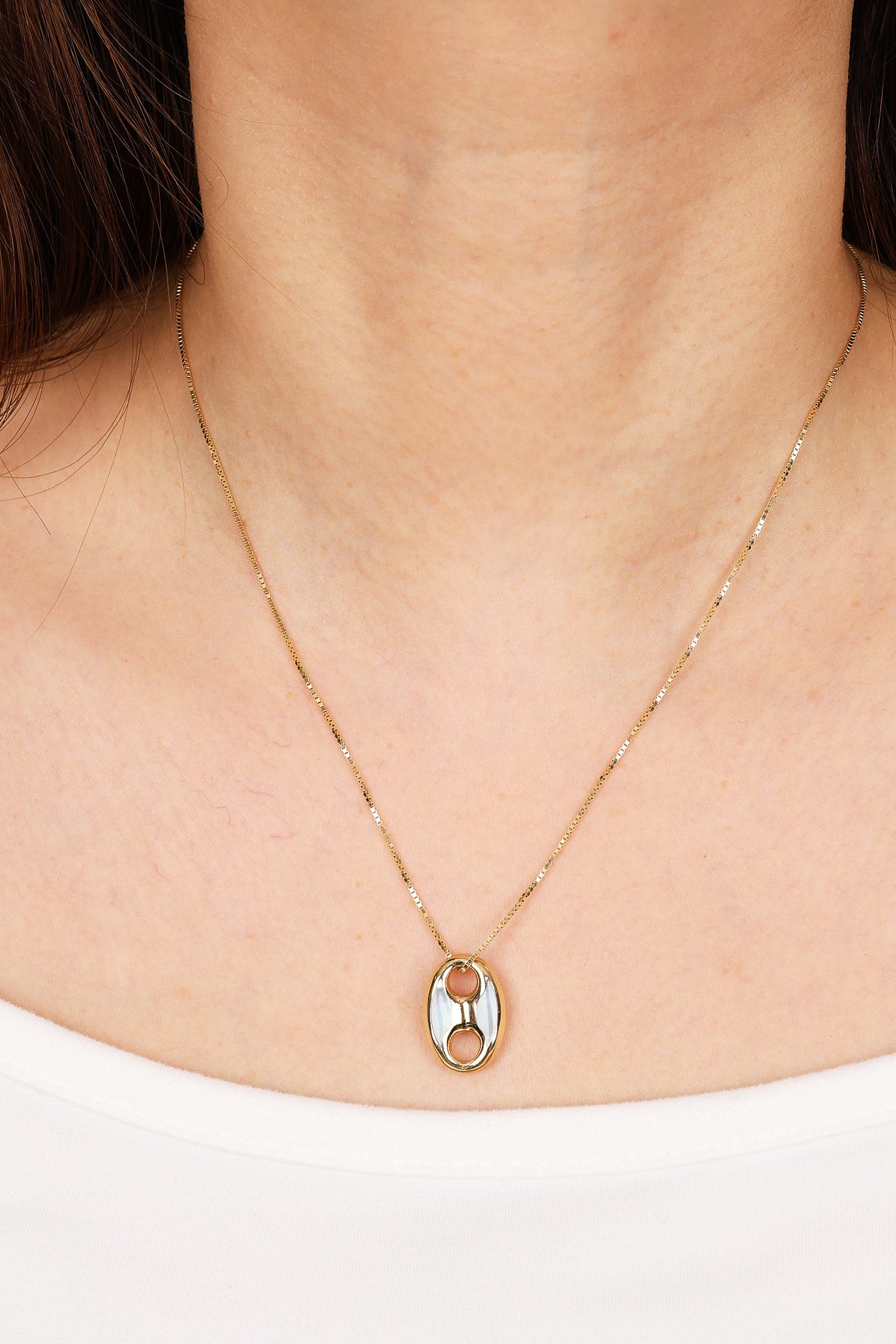 14K Yellow Gold FashioNica Mother of Pearl Mariner Chain Pendant Box Chain Necklace