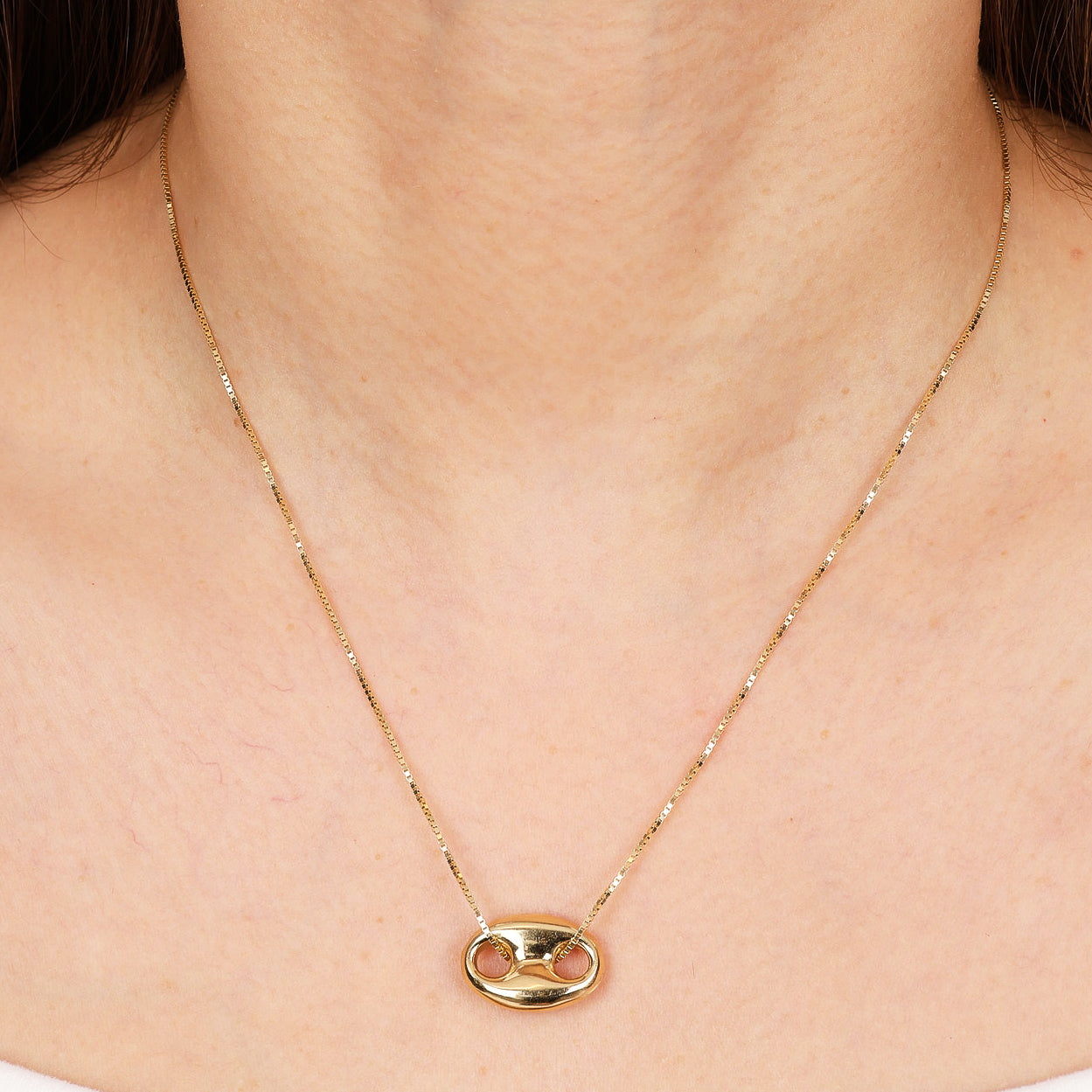 14K Yellow Gold FashioNica Mother of Pearl Mariner Chain Pendant Box Chain Necklace