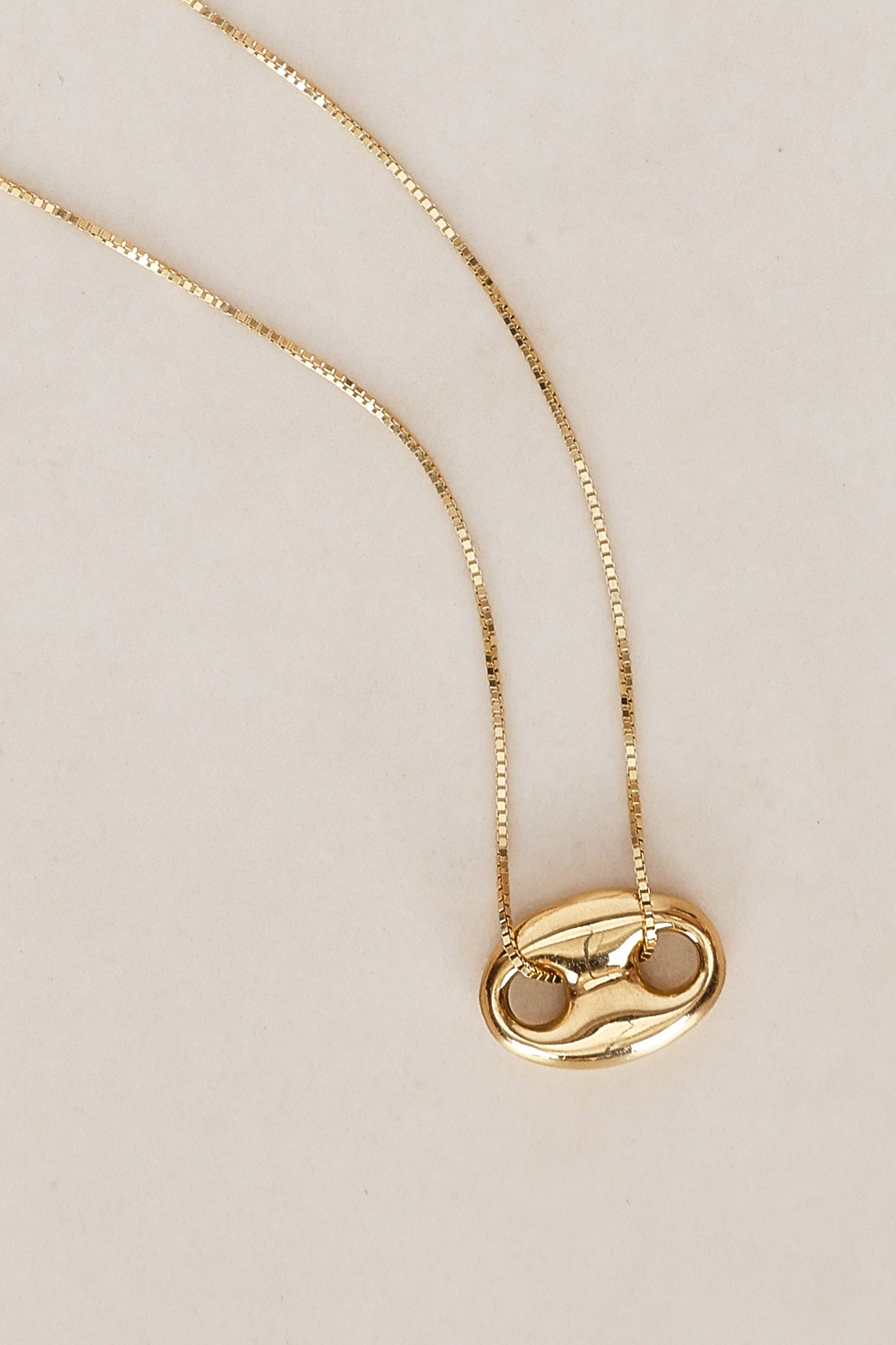 14K Yellow Gold FashioNica Mother of Pearl Mariner Chain Pendant Box Chain Necklace