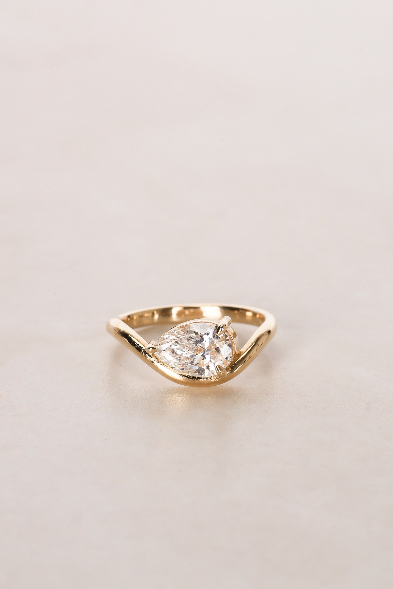 14K Yellow Gold and Lab-Grown Diamond Pear Curved Pinky Ring