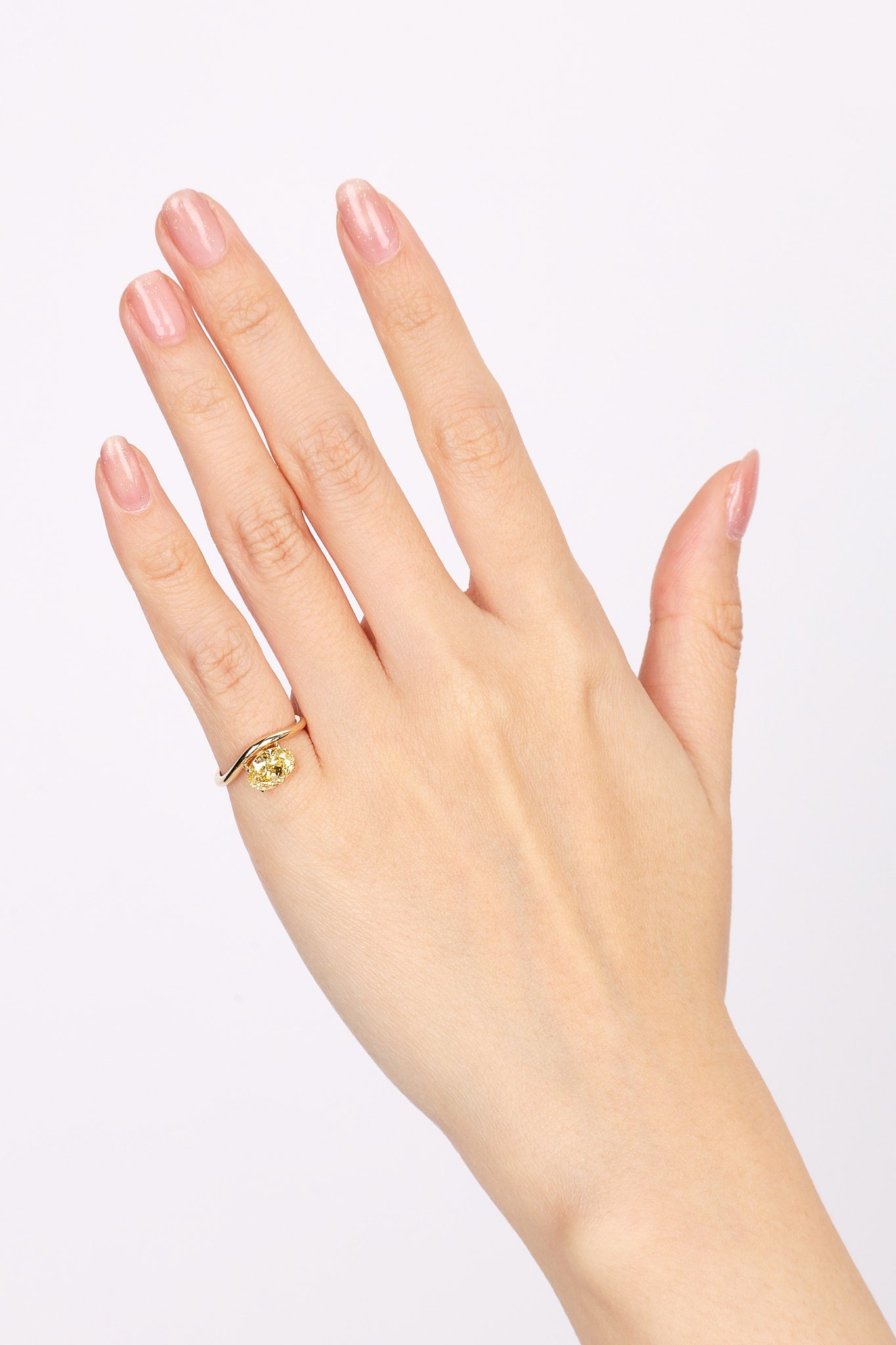 14K Yellow Gold and Lab-Grown Yellow Oval Diamond Curve Pinky Ring, Size US 4